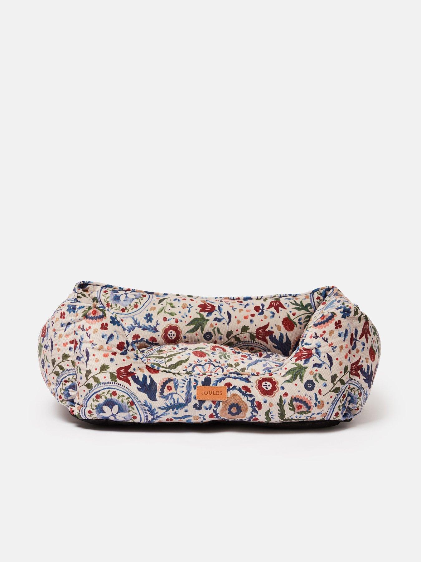 Product photograph of Joules Festival Floral Box Bed S - Medium from very.co.uk