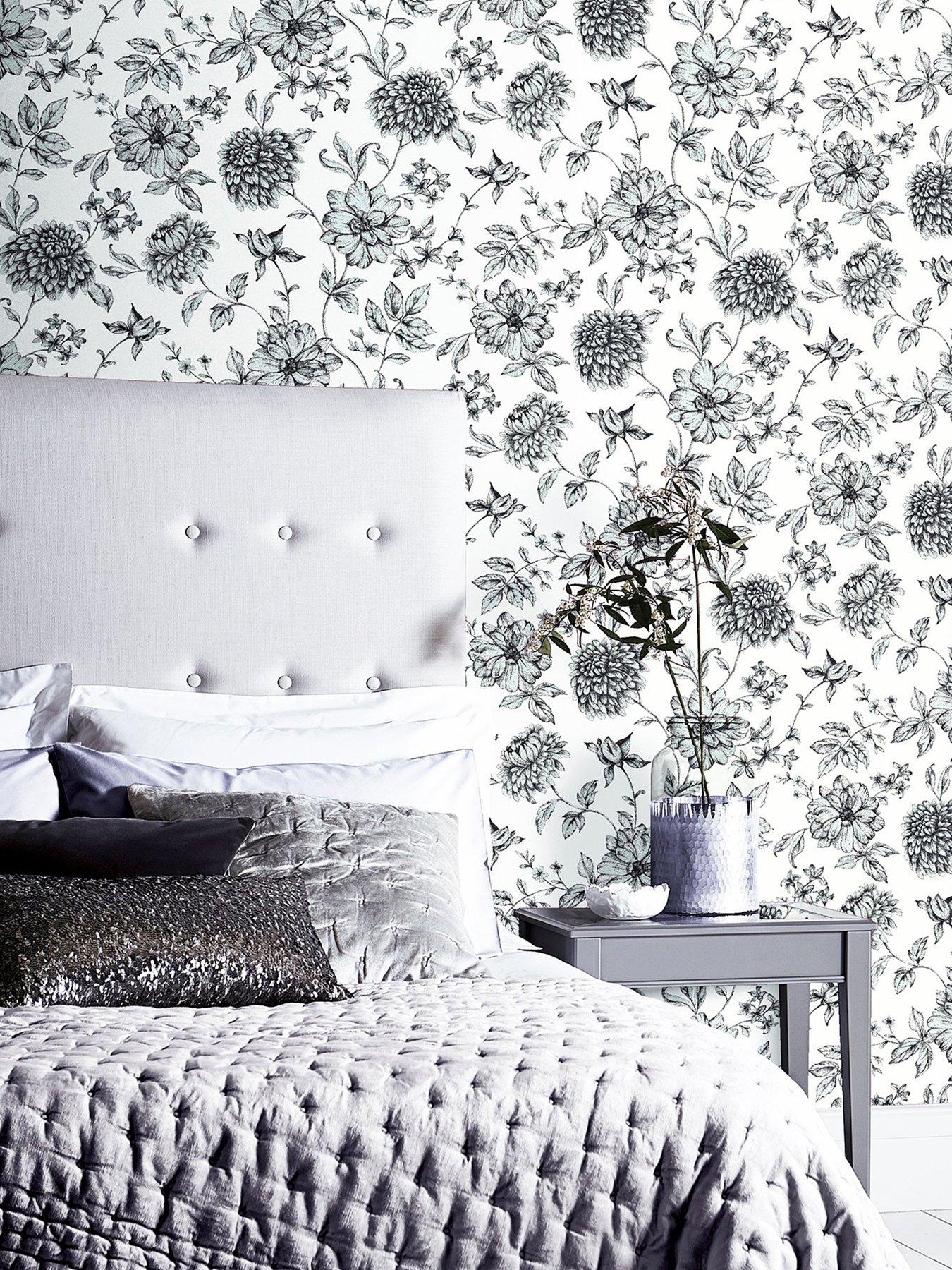 Image 4 of 6 of ARTHOUSE Fleur Mono Wallpaper
