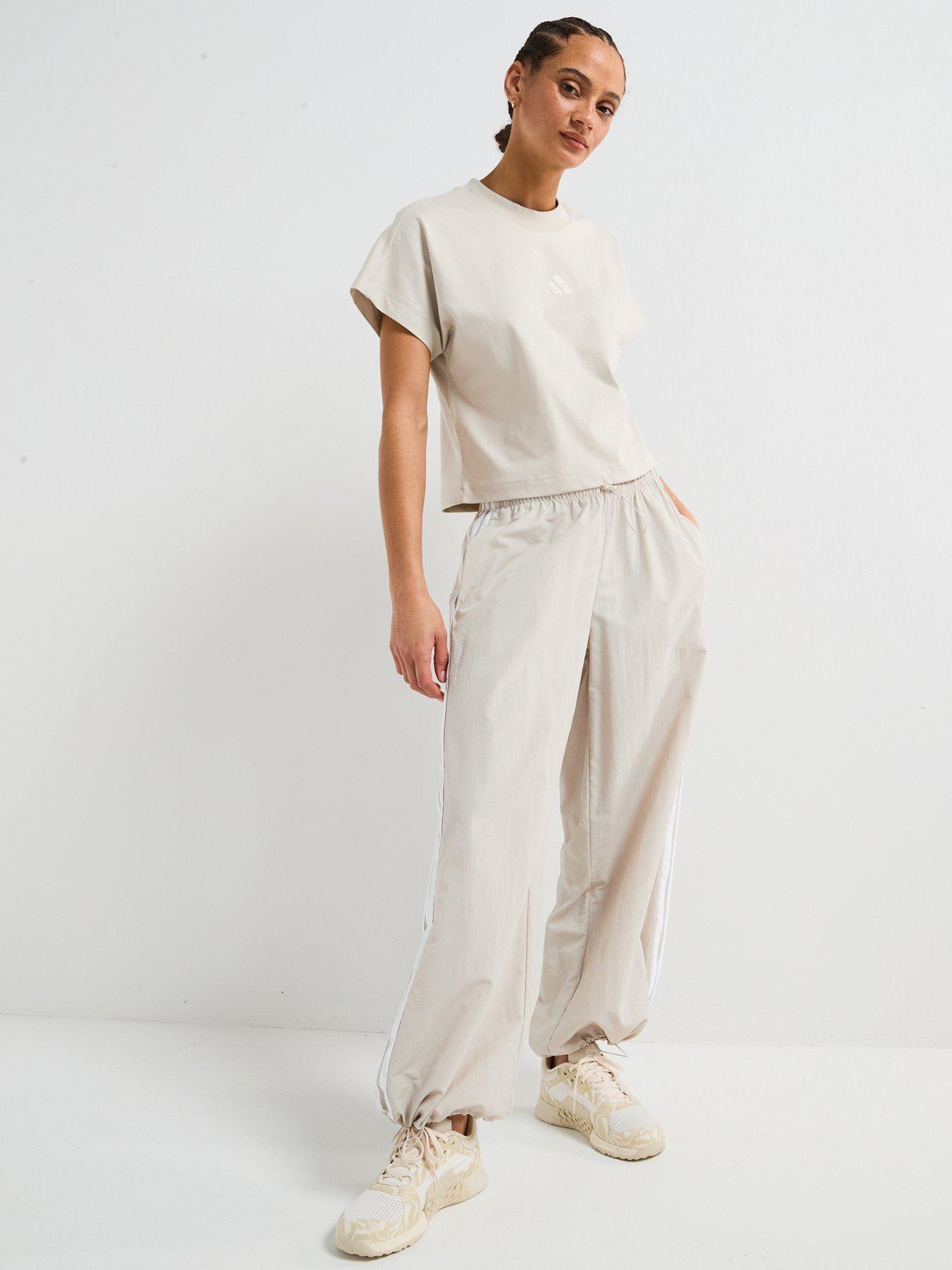 undefined Women's Essentials 3-Stripes Tracksuit Bottoms - Wonder Alumina/White
