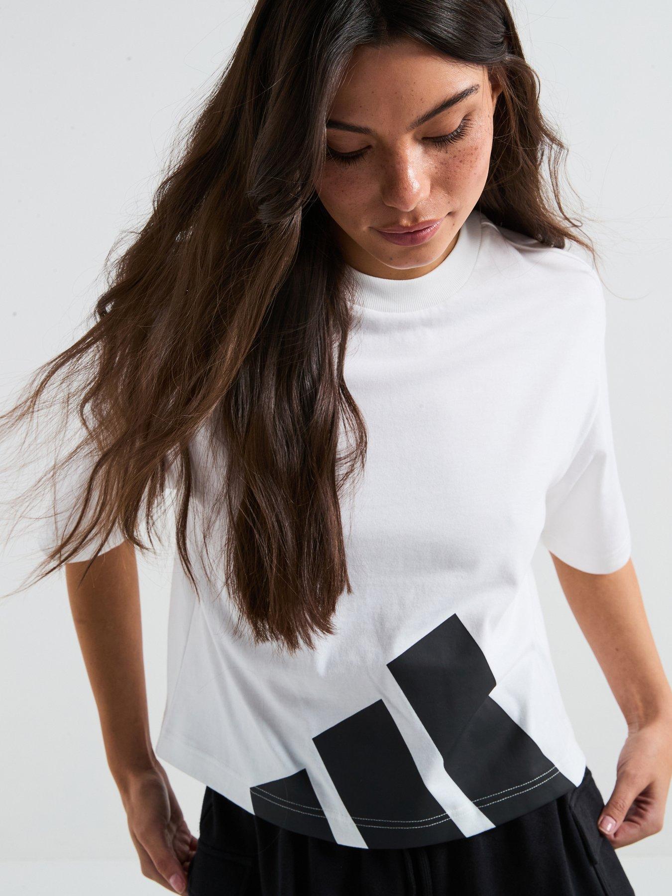undefined Women's Essentials Big Logo Boyfriend T-Shirt - White/Black