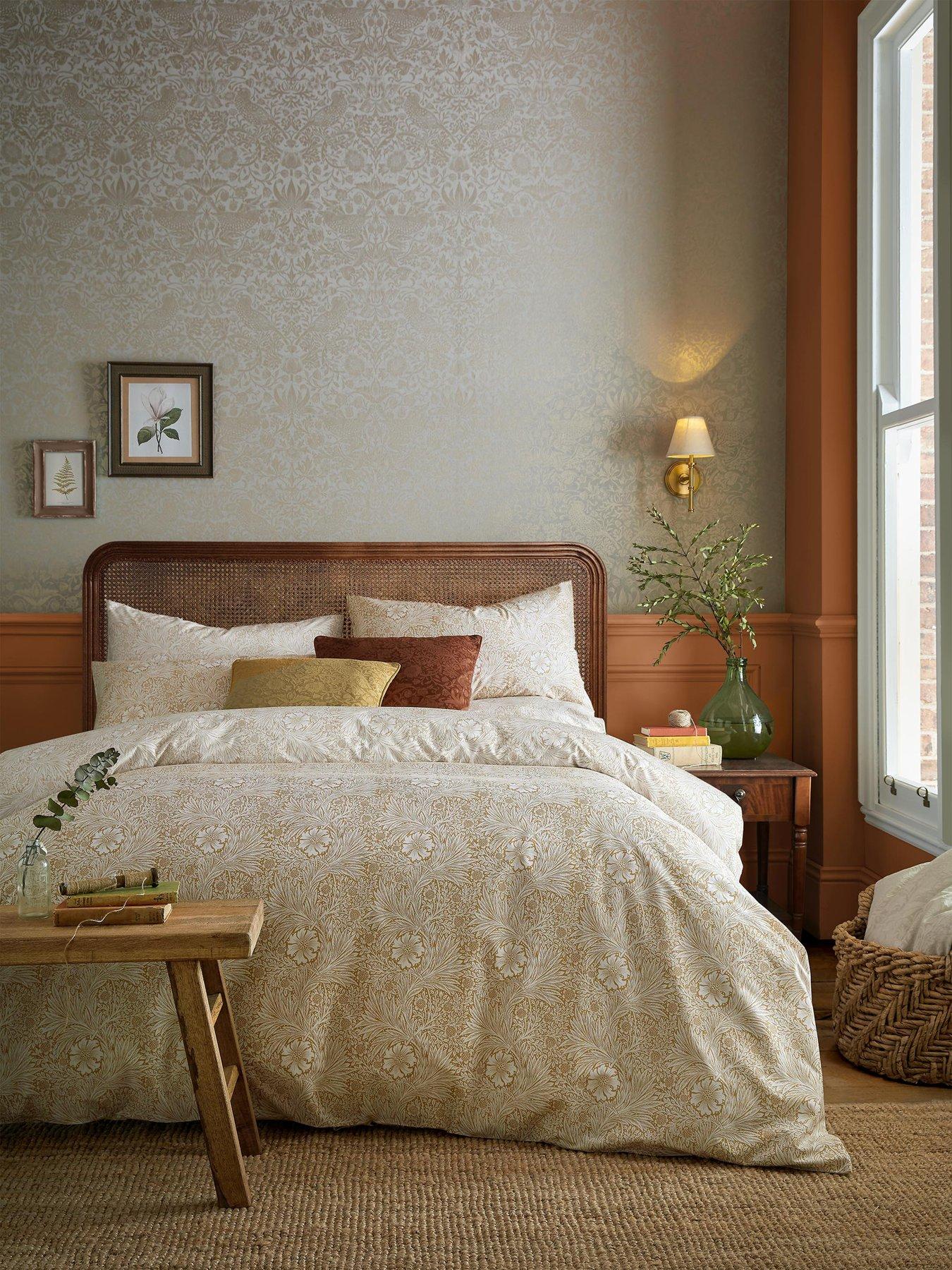 William Morris at Home Marigold Honey 100% Cotton Percale Duvet Cover Set
