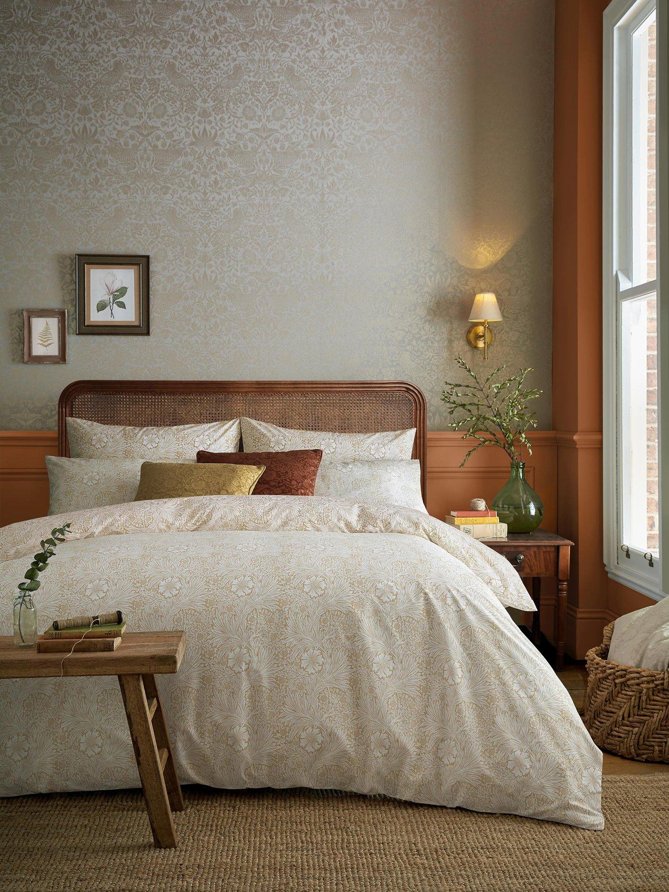 Image 7 of 7 of William Morris at Home Marigold Honey 100% Cotton Percale Duvet Cover Set
