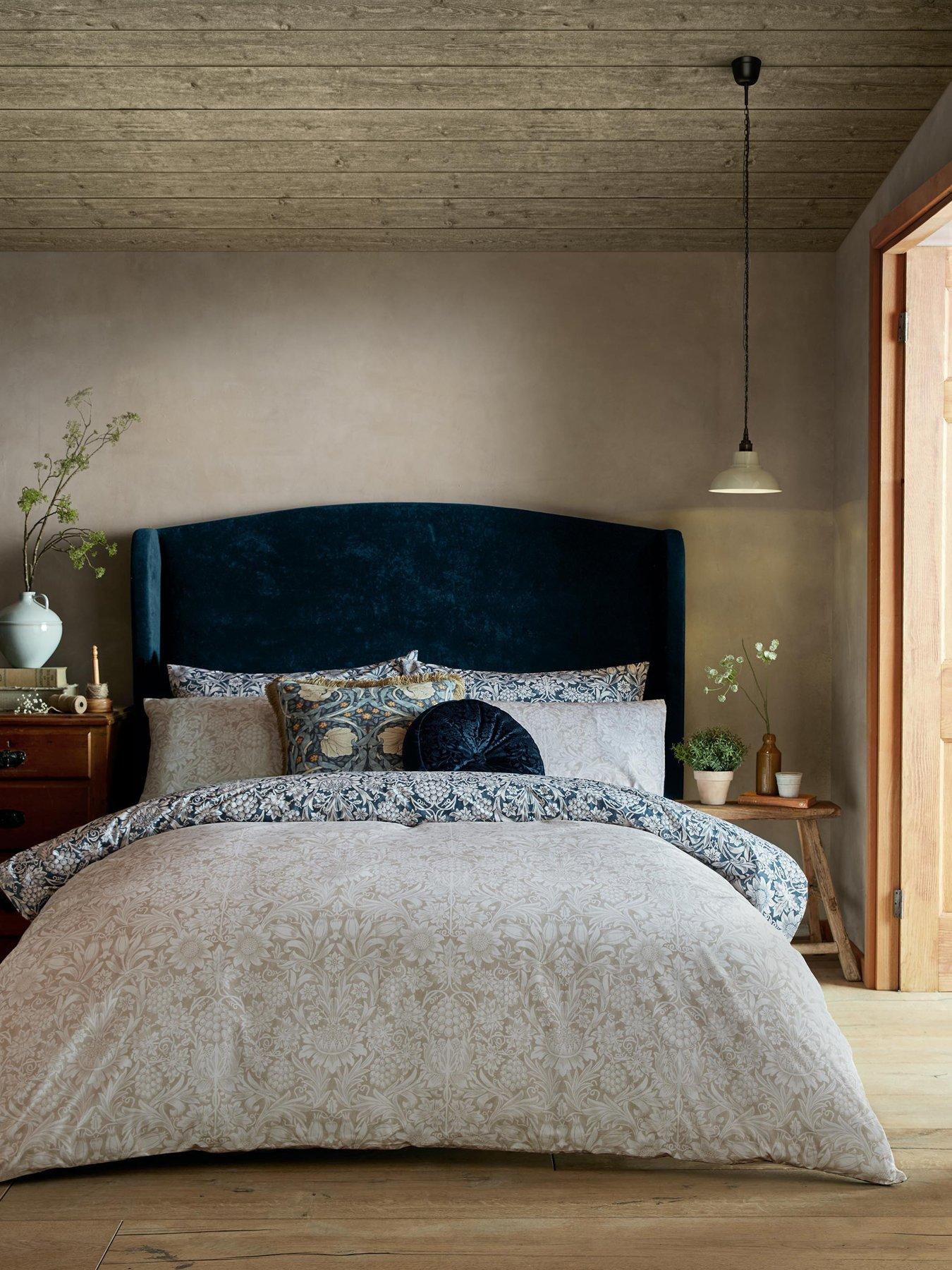 Image 7 of 7 of William Morris at Home Sunflower Ink 100% Cotton Percale Duvet Cover Set