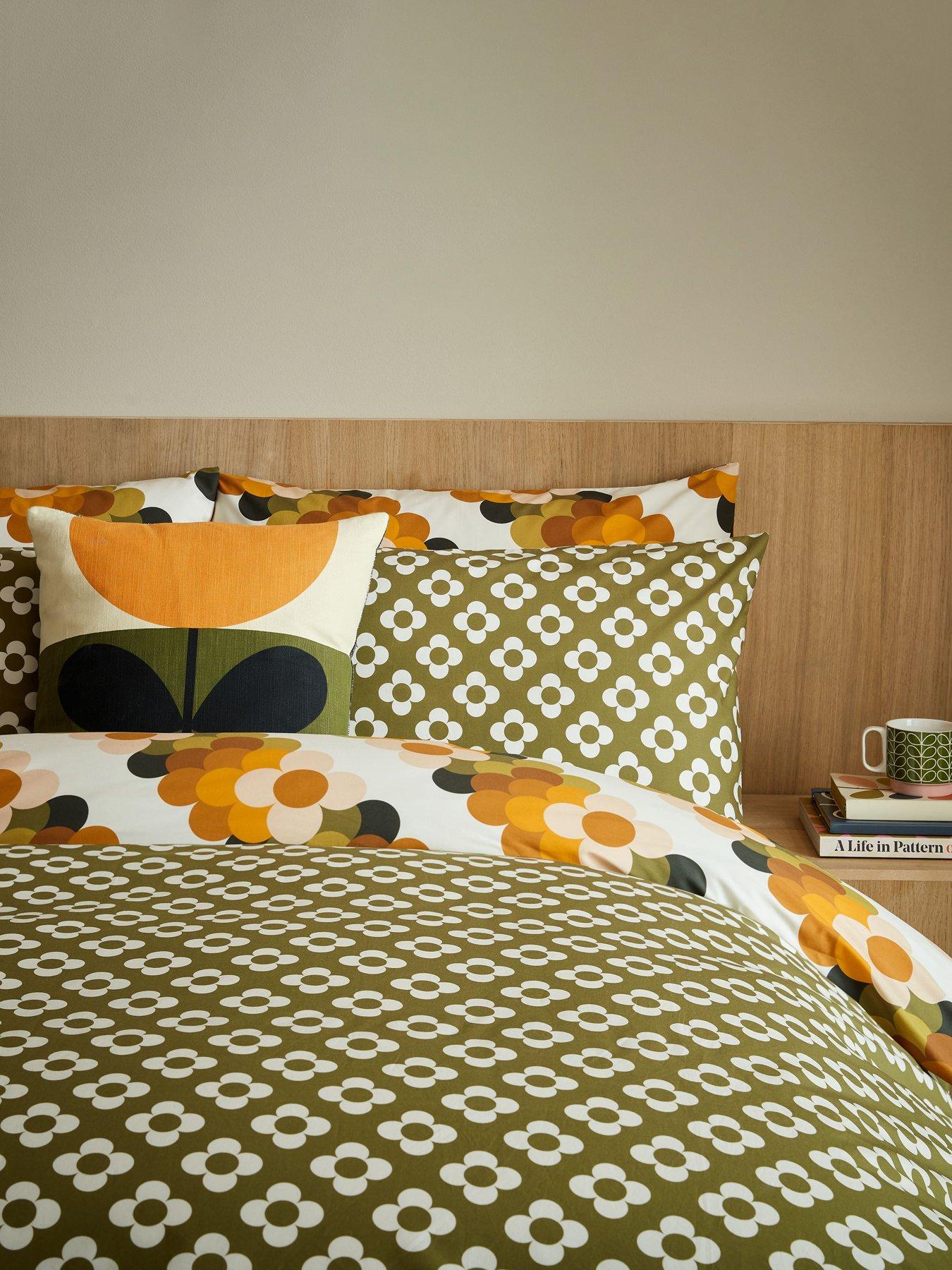 Image 6 of 6 of Orla Kiely Retro Flower Stripe Duvet Set- Double