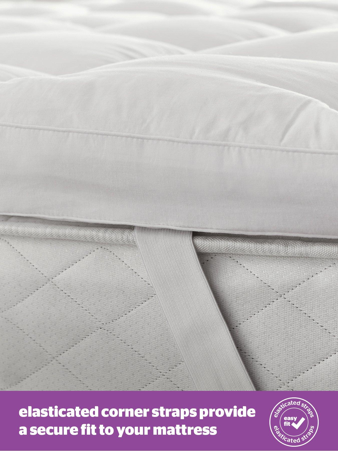 Amazon mattress topper that's a 'game changer' is like 'sleeping on a cloud' Bri