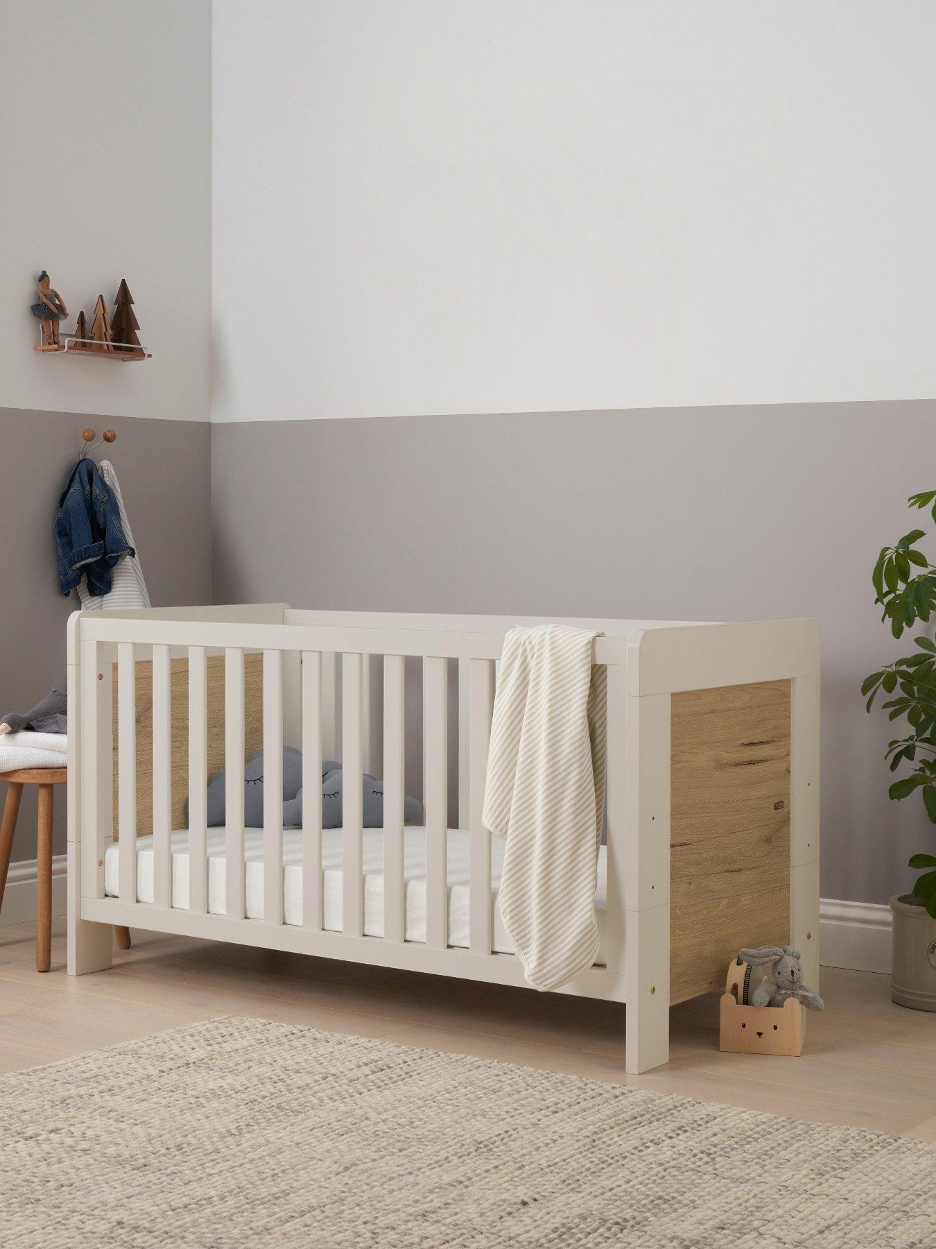 undefined Alba Mini Cot Bed - White Sand / Distressed Oak