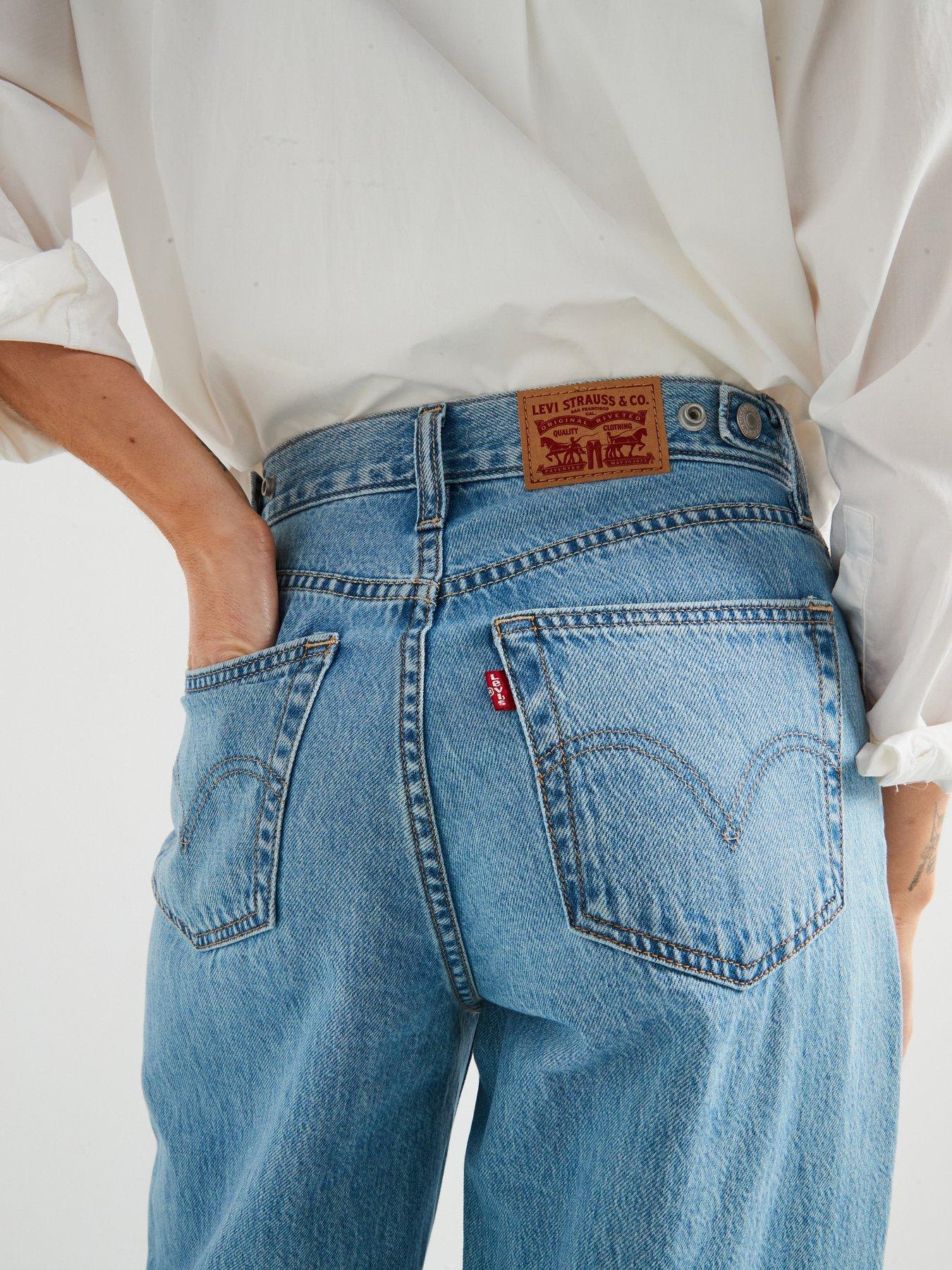 Image 4 of 6 of Levi's Cinch Baggy Jeans - Invested Indigo
