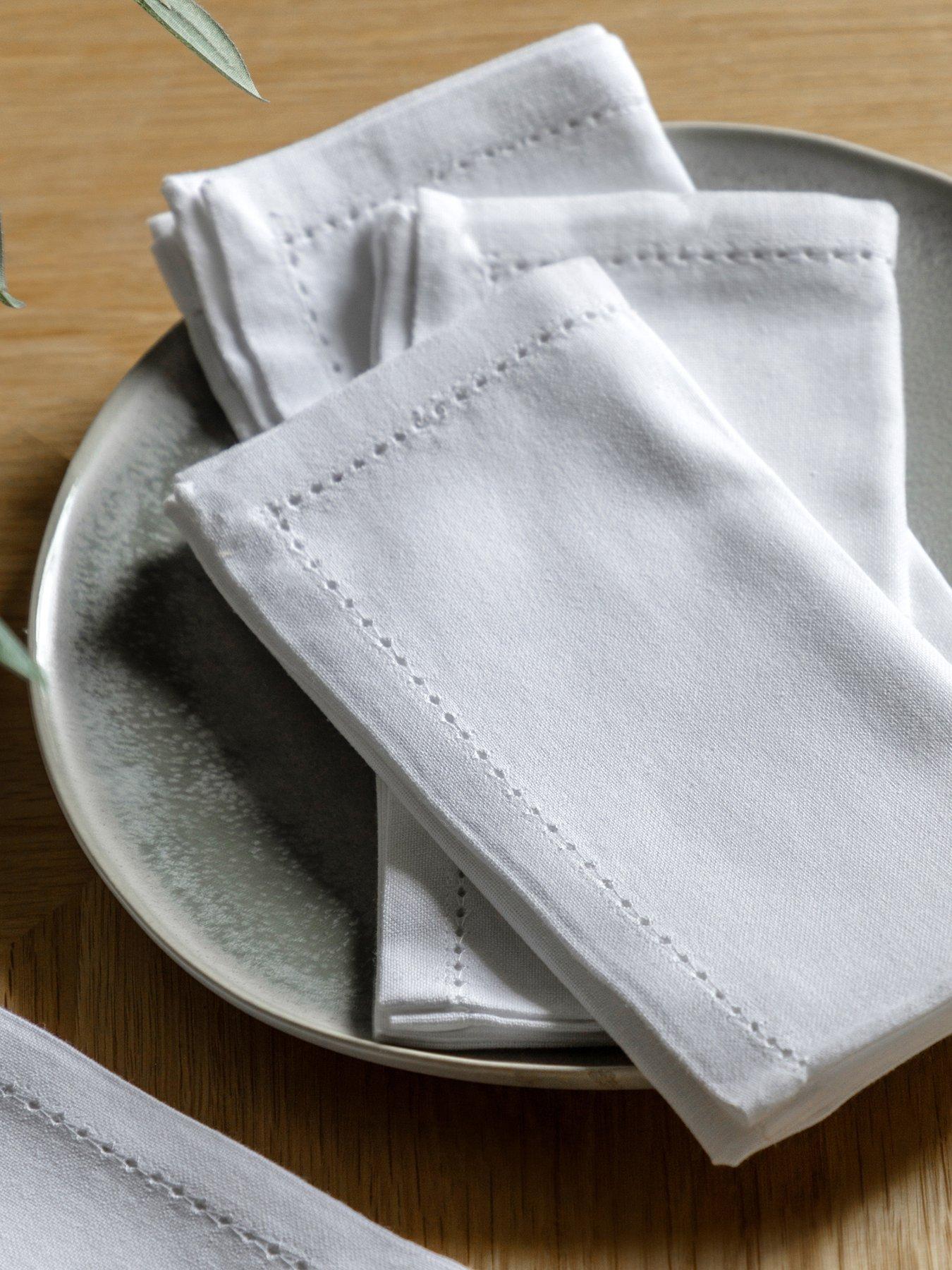 Product photograph of Gallery White Classic Napkin 4pk White from very.co.uk