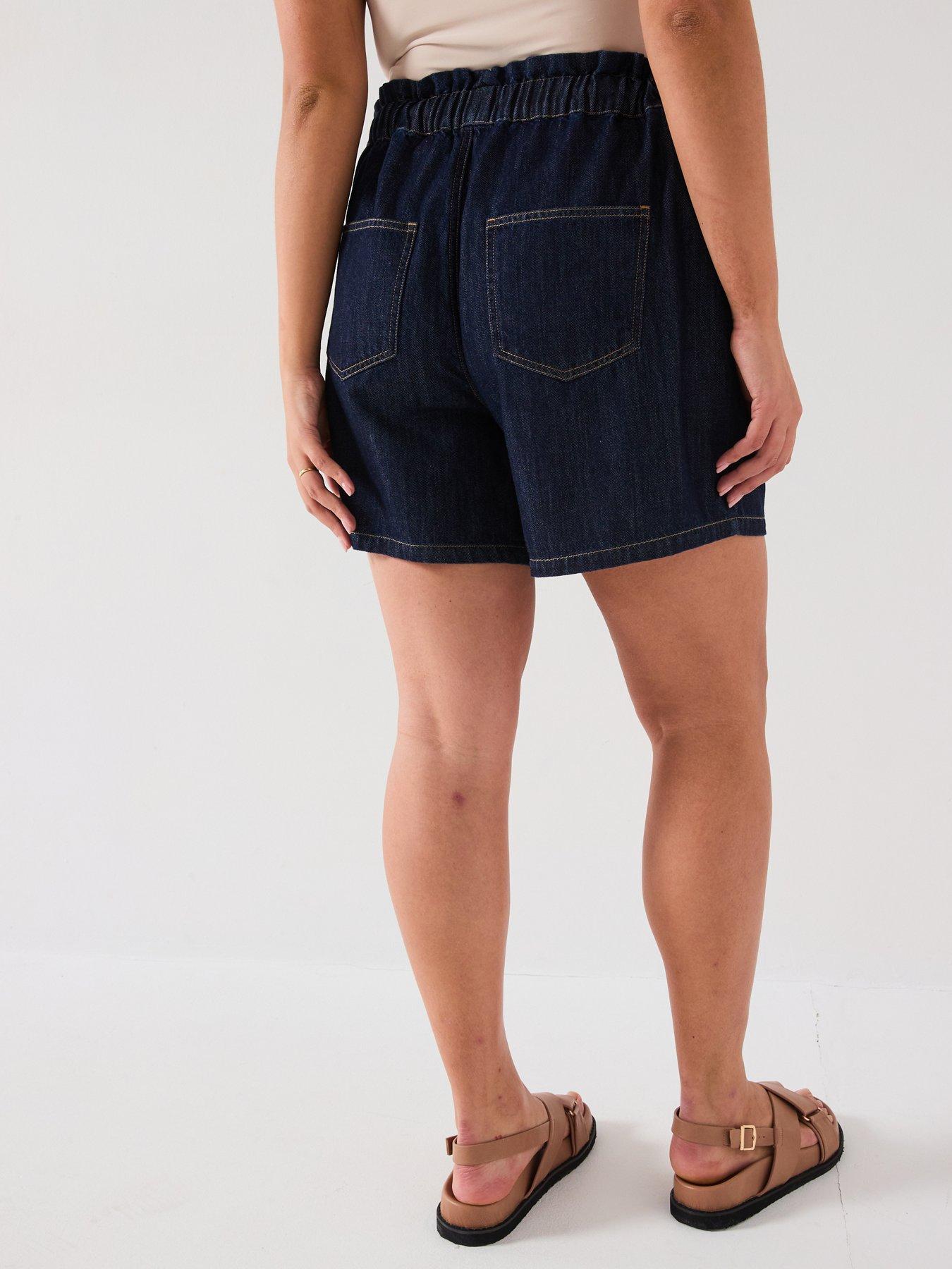 Image 2 of 5 of V by Very Curve Elasticated Waist Denim Short