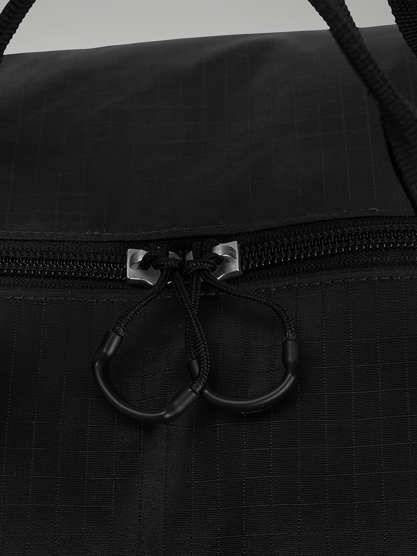 Image 5 of 5 of Berghaus Men's Carryall 30 Mule Bag - Black