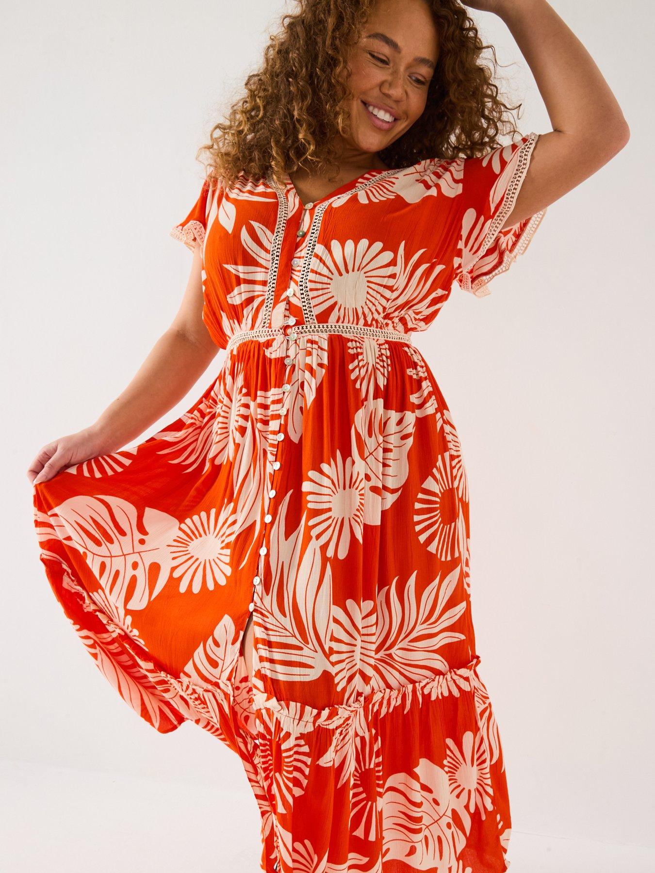 Image 5 of 6 of V by Very Curve Lace Trim Cheesecloth Midi Dress - Print