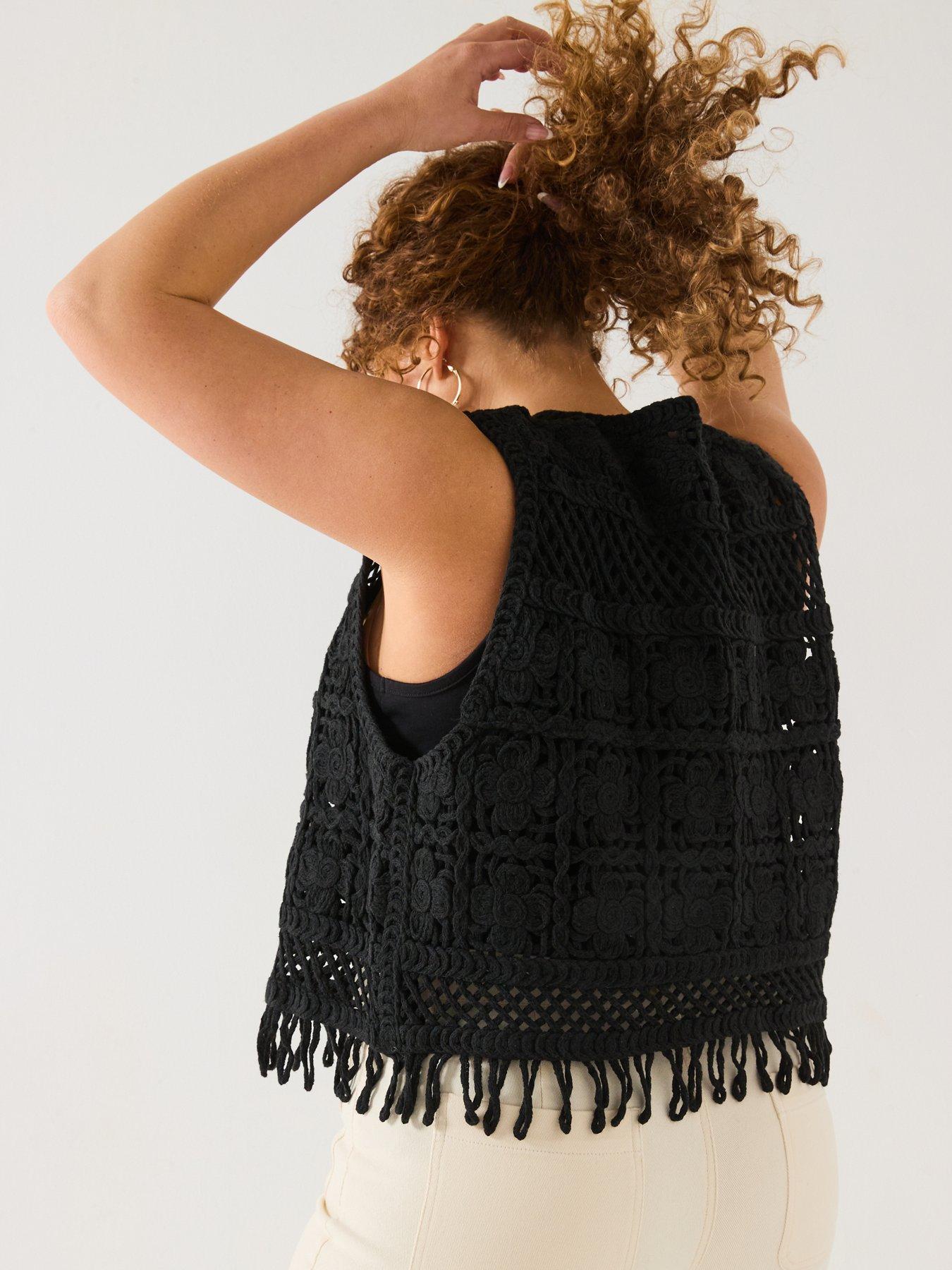 Image 2 of 6 of V by Very Curve Crochet Waistcoat - Black