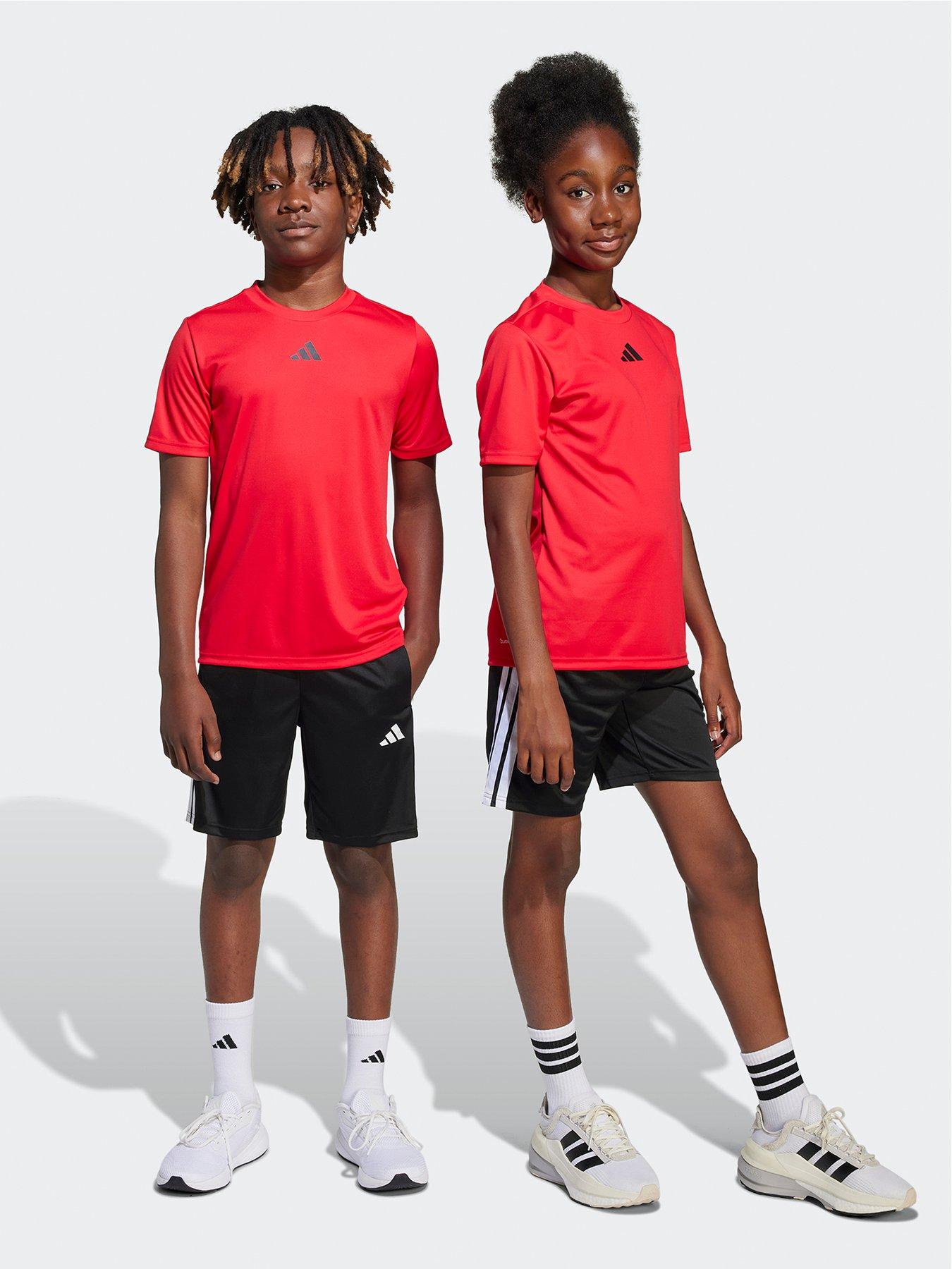 undefined Junior Boys Train Essentials 3 Stripe Set - Red/black