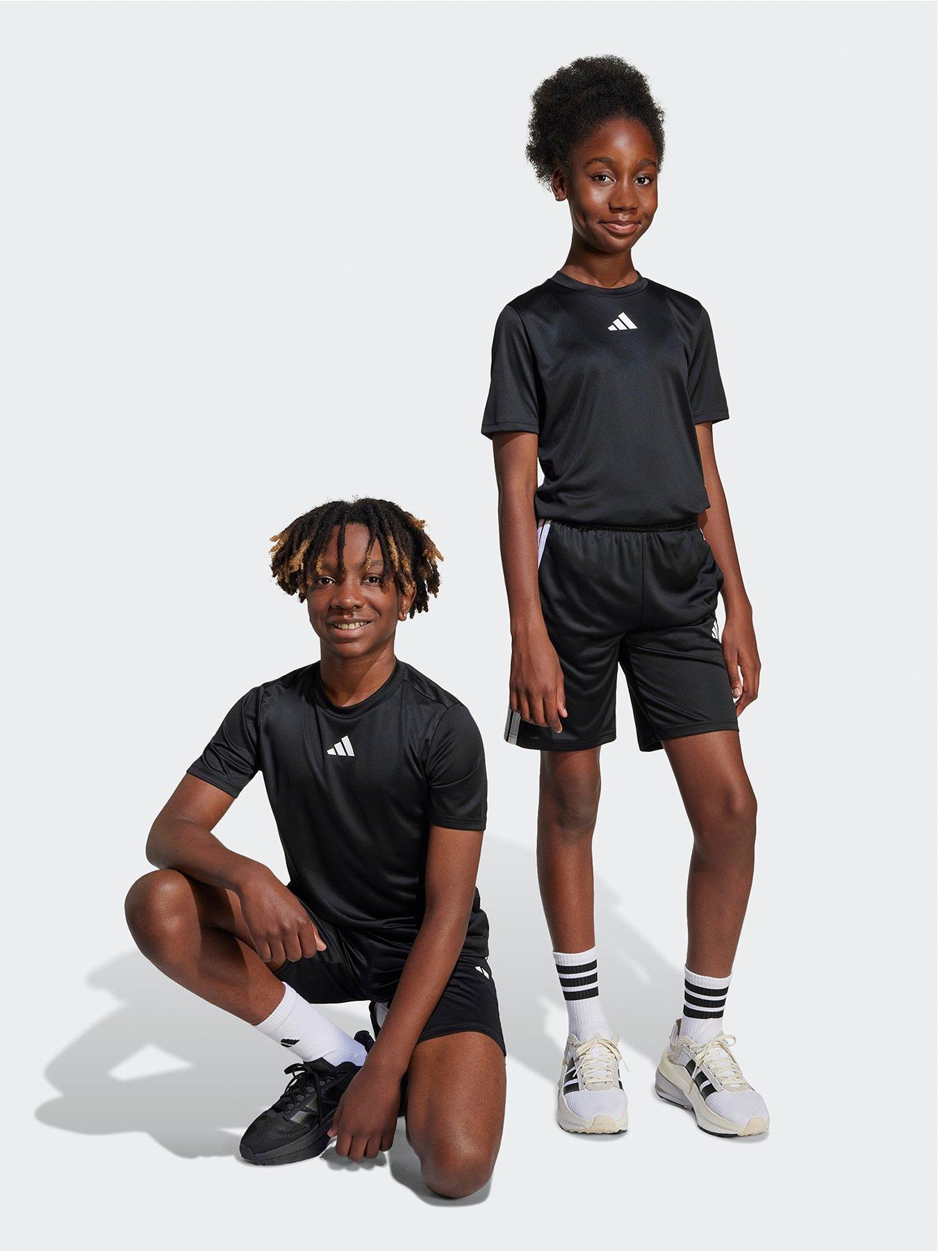 undefined Junior Boys Train Essentials 3 Stripe Set - Black