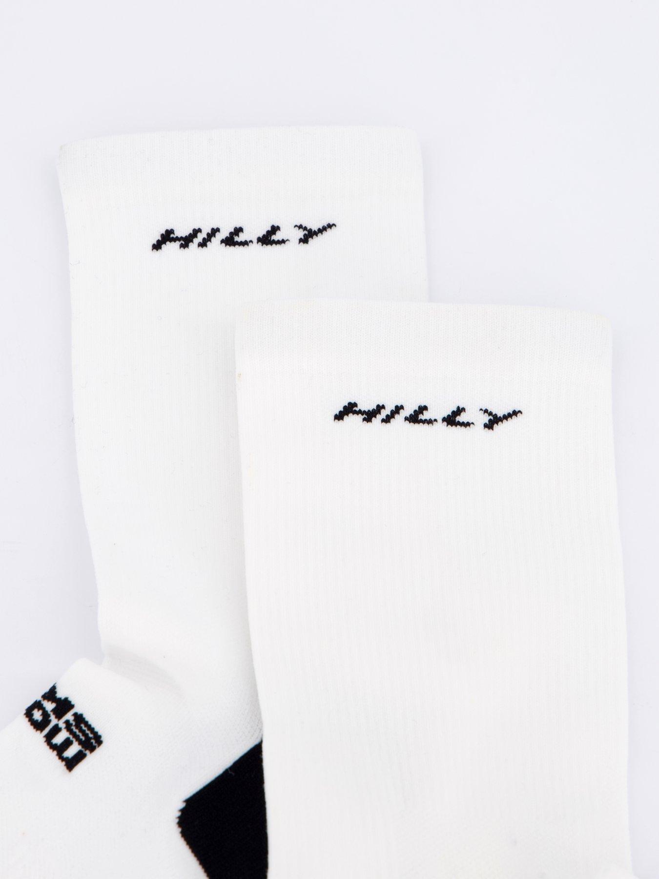 Image 3 of 4 of Hilly Marathon Fresh Crew Min Running Sock - White/grey