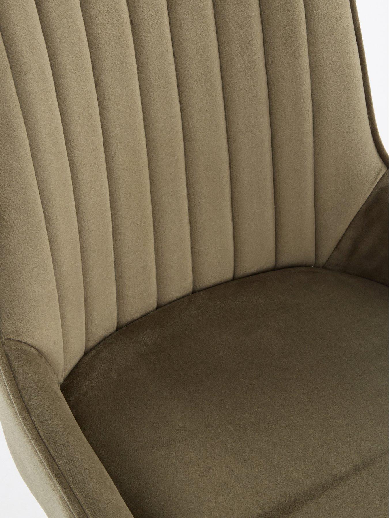 Image 7 of 7 of The Very Collection Corbin 160-200&nbsp;cm Extending Black&nbsp;Dining Table + 6 Marlow Moss Green Dining Chairs