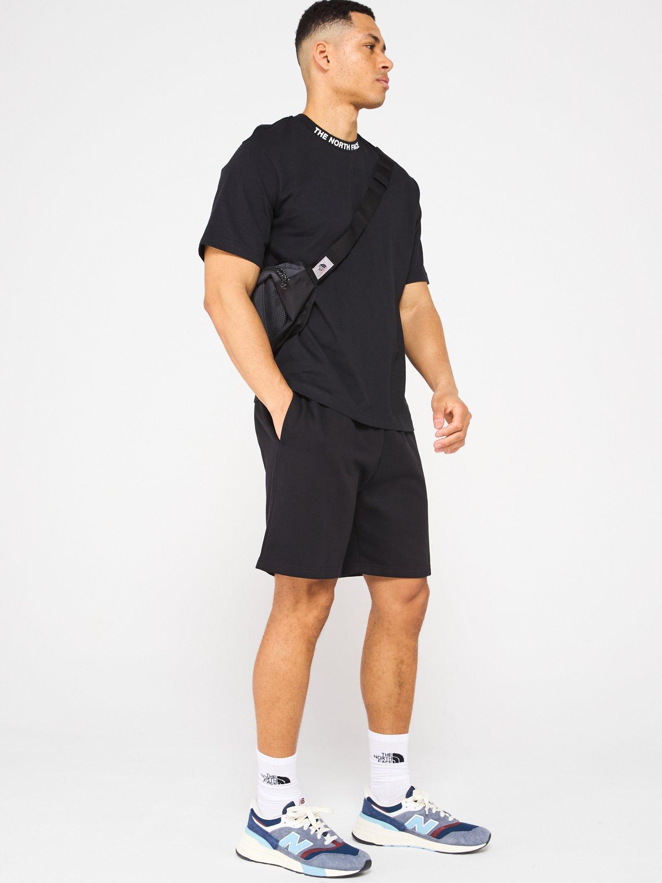 Image 6 of 6 of THE NORTH FACE Men's Essential Relaxed Shorts - Black