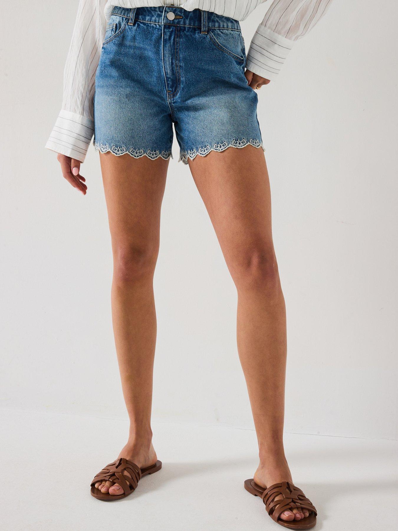 undefined Embroidered Hem Denim Shorts - Mid Wash
