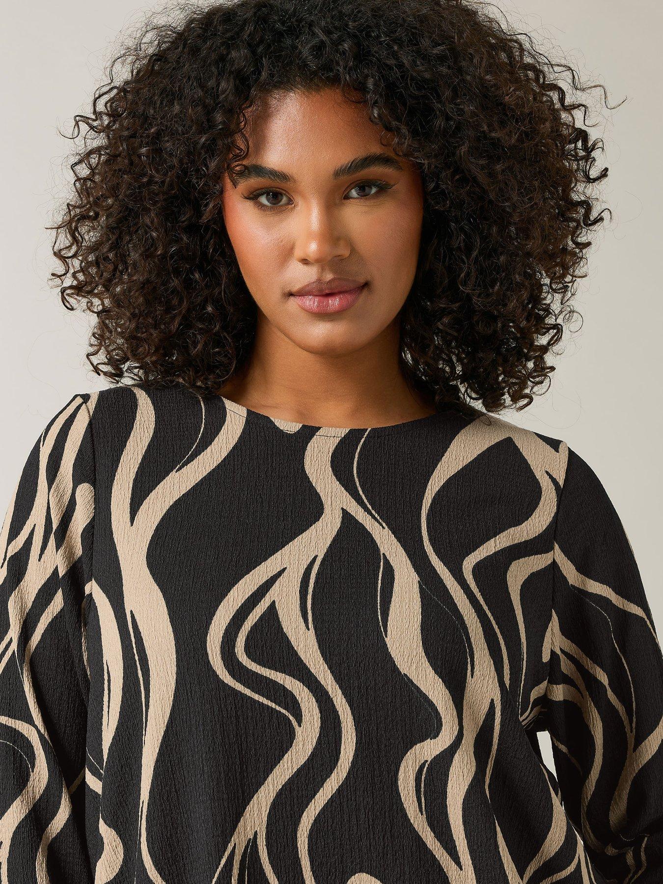 Image 4 of 4 of Evans Long Sleeve Shell Top - Black