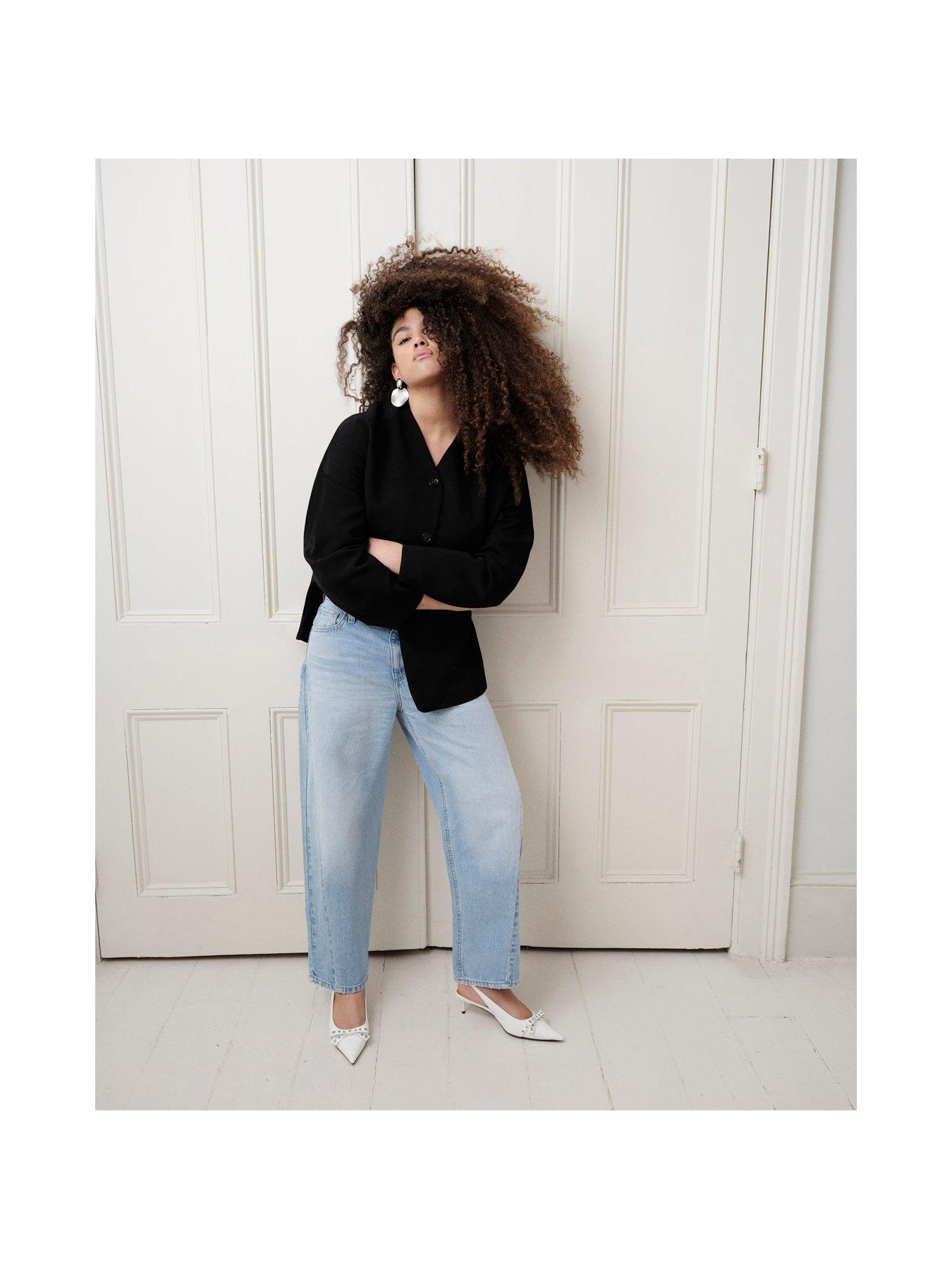 Image 3 of 5 of River Island Seam Detail Barrel Jeans - Light Blue