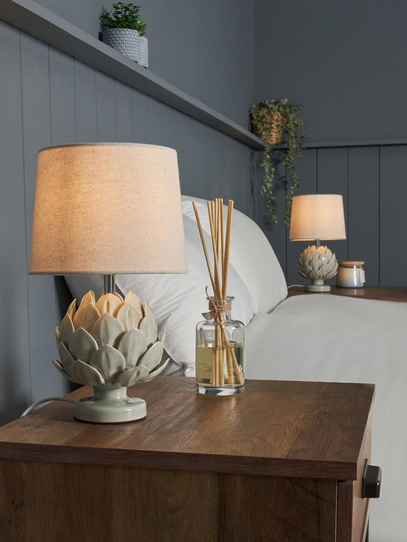 Very Home Set Of 2 Mini Artichoke Table With Reactive Glaze Green