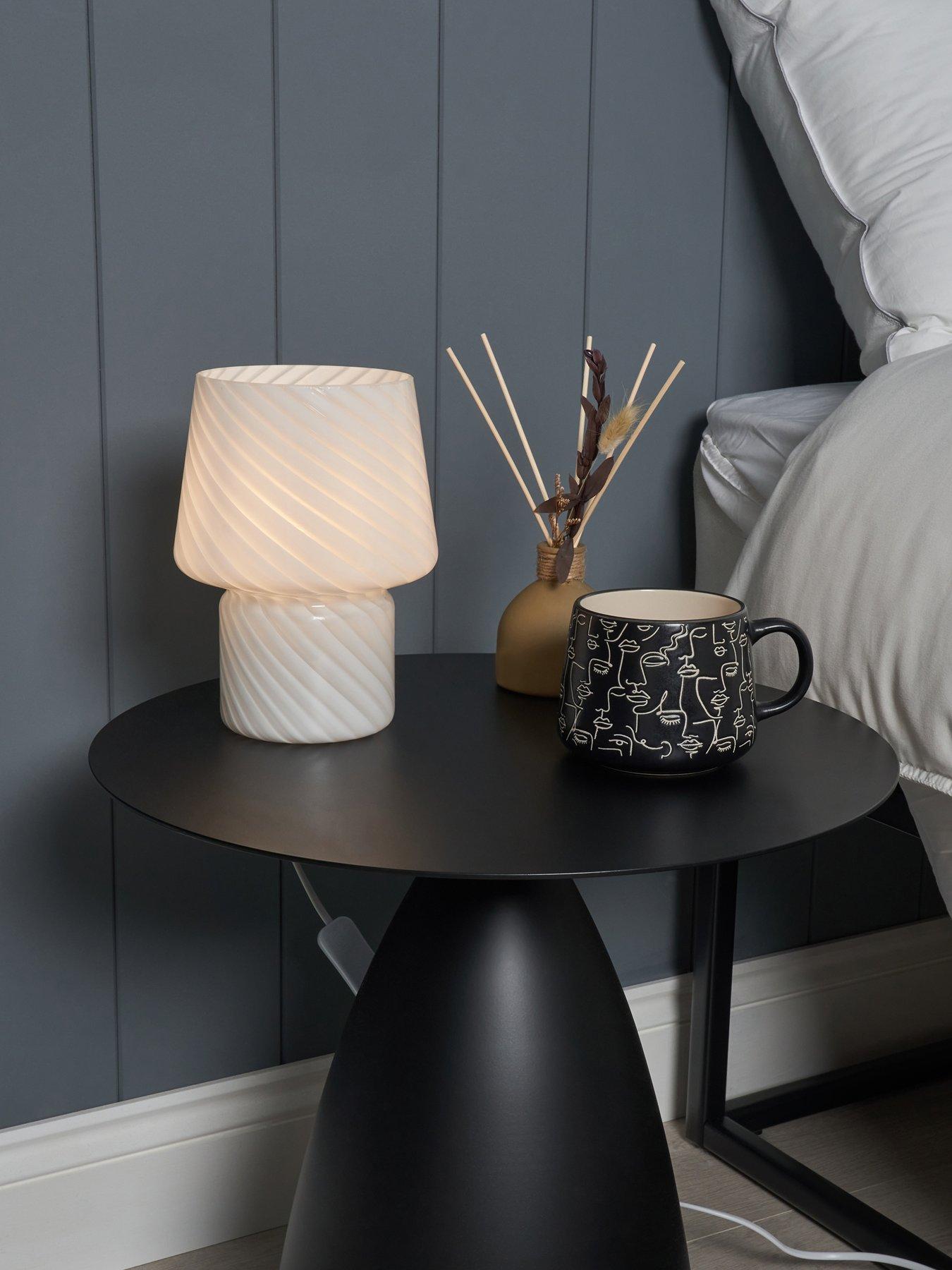 very-home-swirl-glass-table-lamp