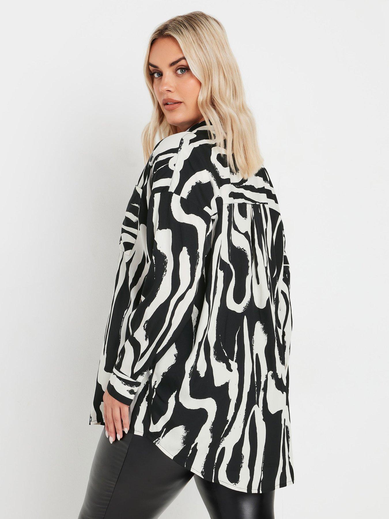 Image 2 of 4 of Yours Curve Oversized Shirt - White