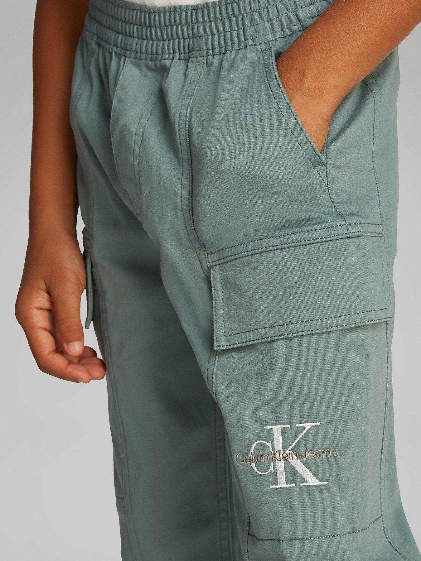 Image 3 of 5 of Calvin Klein Jeans Boys Essential Woven Cargo Pants - Green