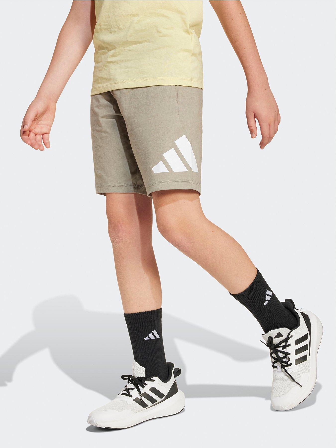 undefined Junior Unisex Essentials Shorts Kids - Beige