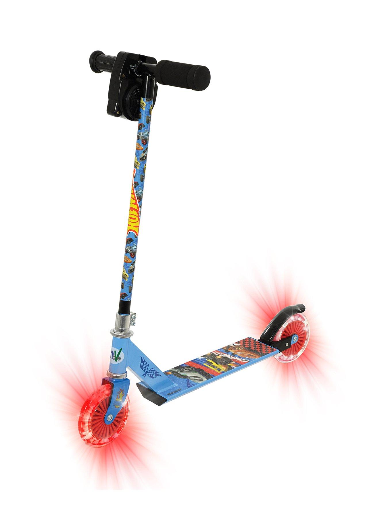 undefined Folding Inline Revver Scooter with Light up Wheels
