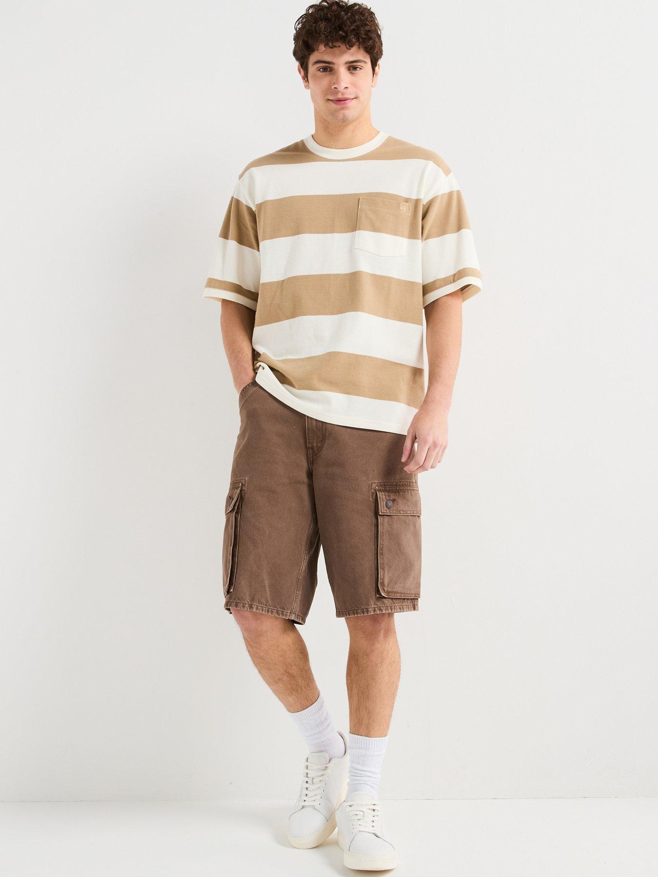 Image 3 of 6 of Levi's Pique Short Sleeve T-shirt- White