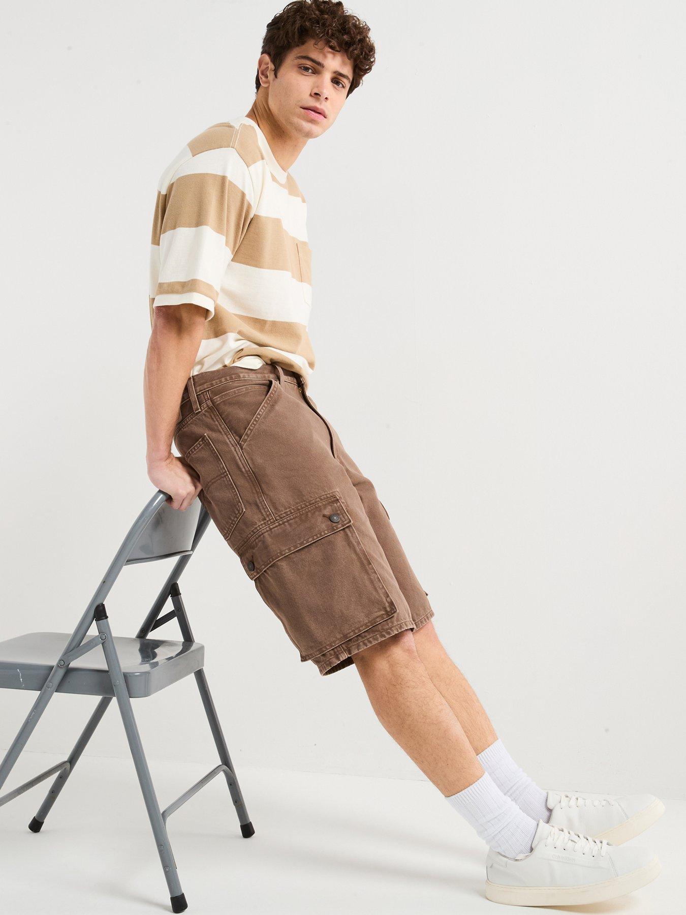 Image 4 of 6 of Levi's Pique Short Sleeve T-shirt- White