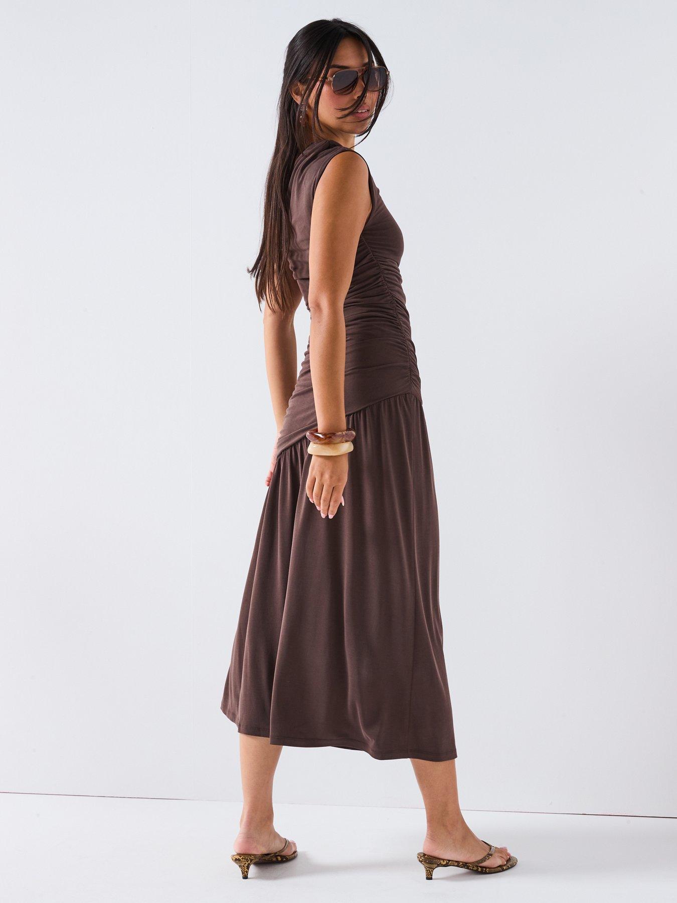 Image 6 of 6 of V by Very One Shoulder Ruched Dress