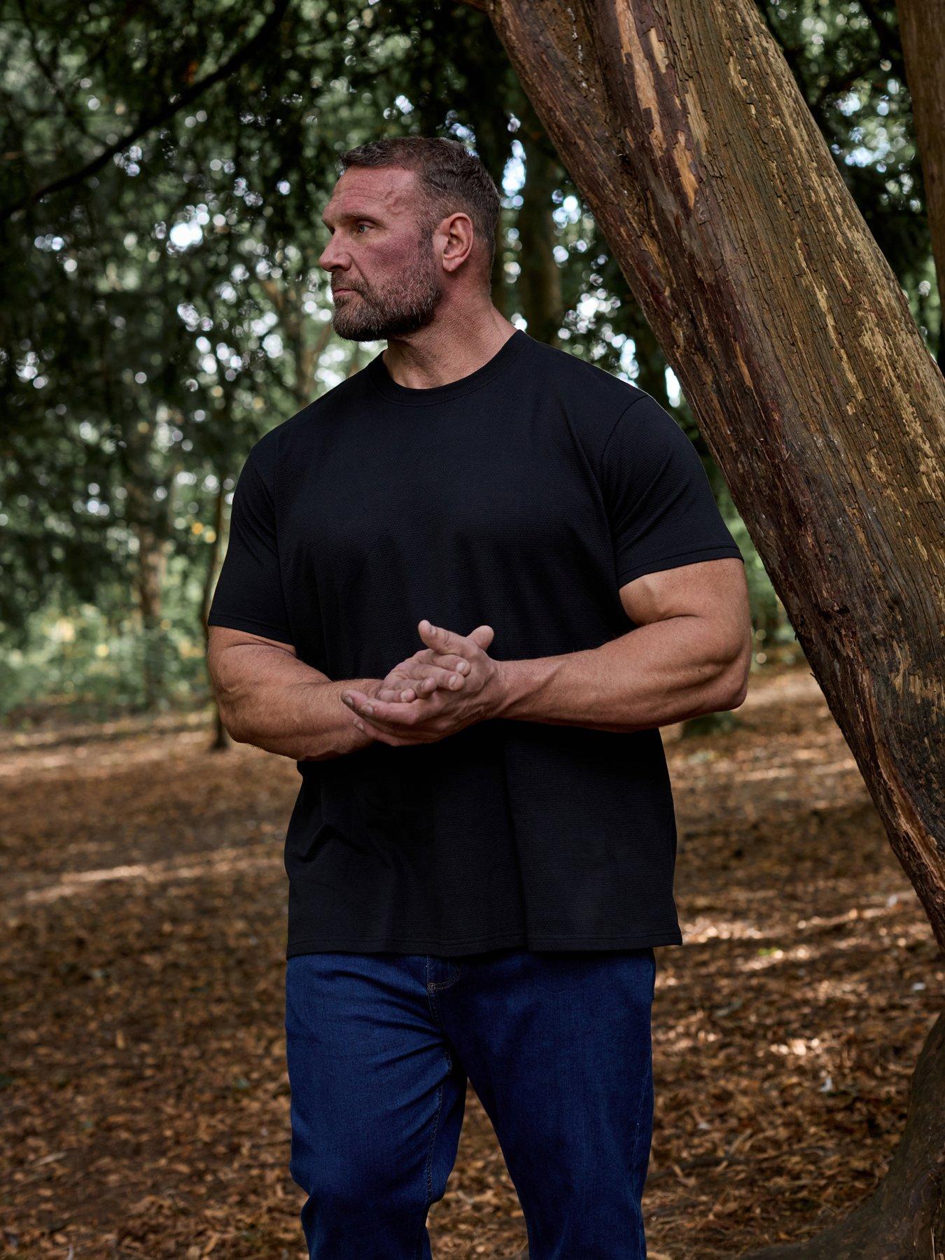 undefined Textured Short Sleeve T-Shirt - Black