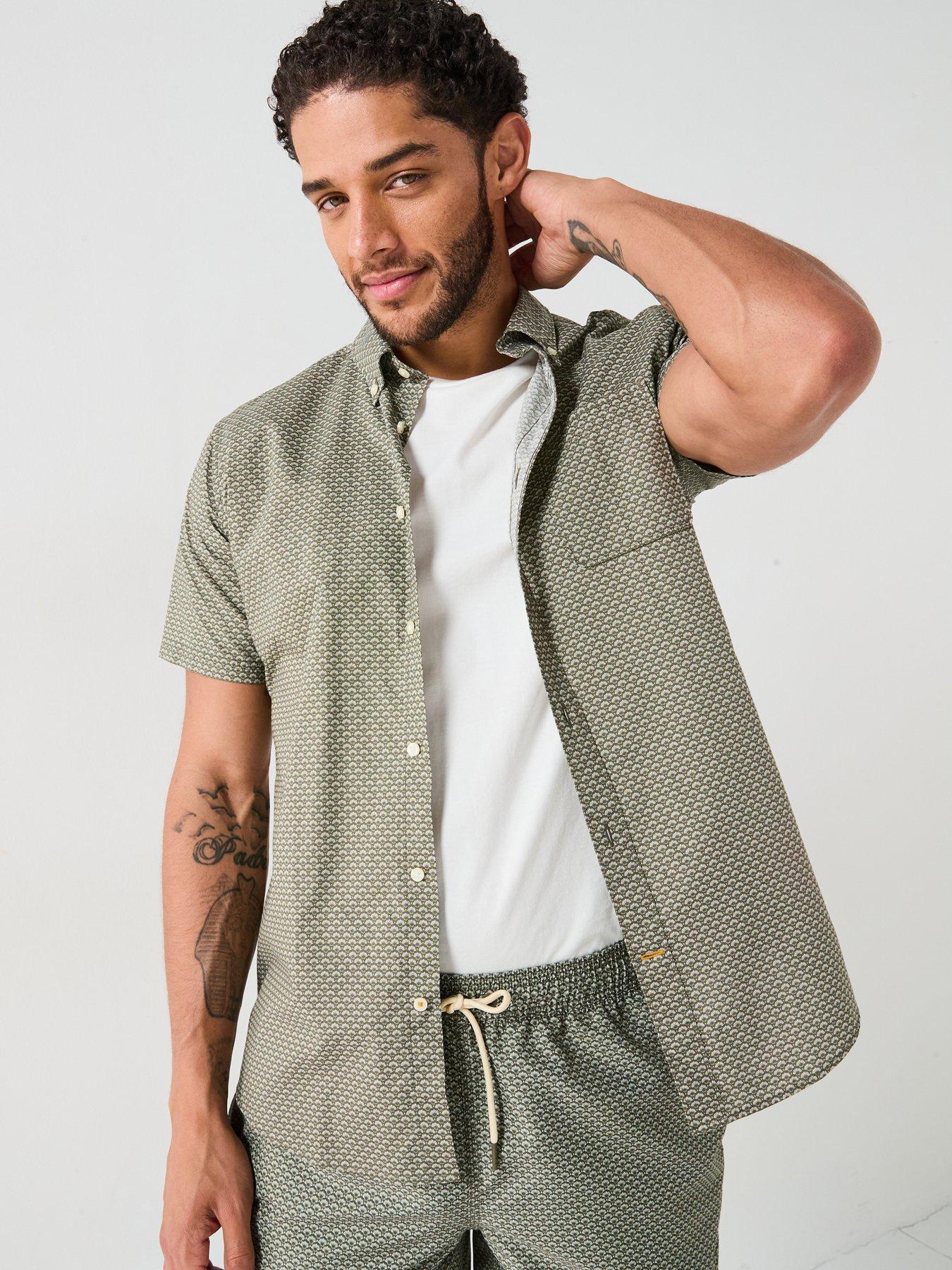 Image 5 of 5 of Barbour Shell Short Sleeve Tailored Fit Shirt - Dark Green