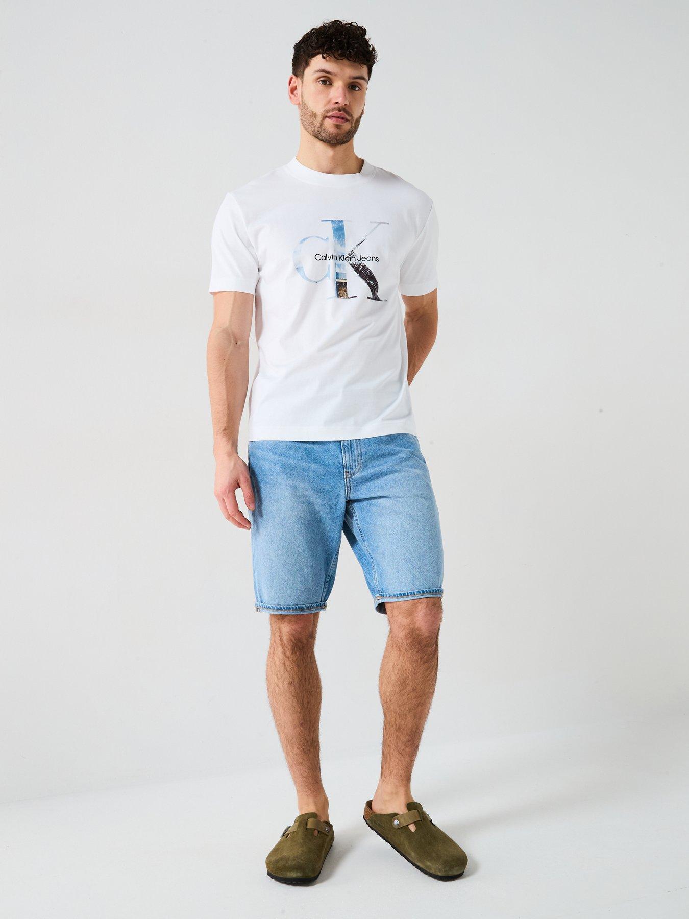 Image 3 of 6 of Calvin Klein Jeans Regular Short 5 Pocket Shorts - Blue