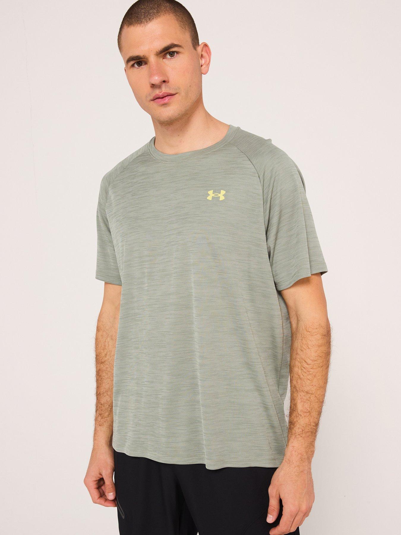 undefined Men's Training Tech Textured T-Shirt - Green