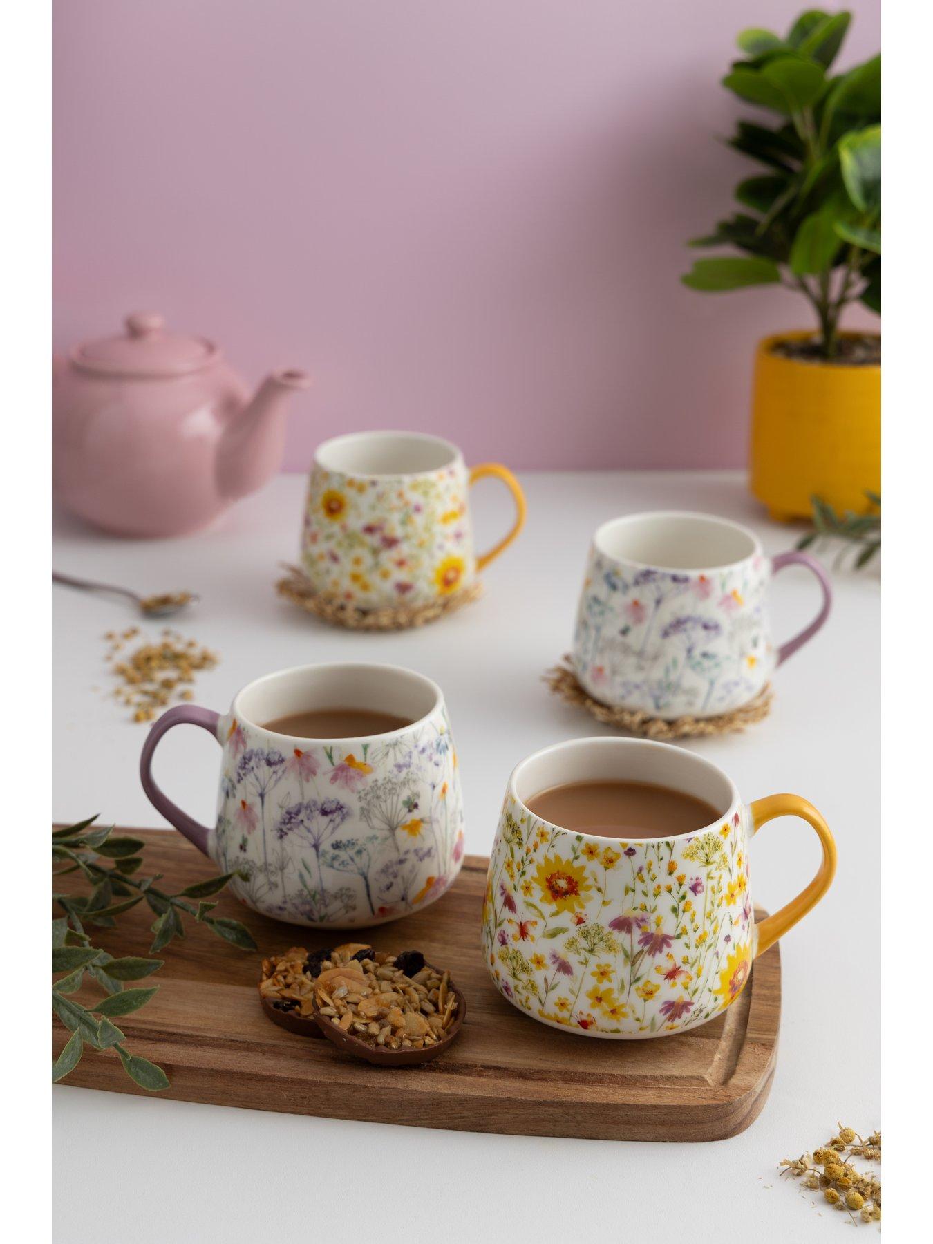 Image 3 of 3 of Price & Kensington Set of 4 Daisy Mugs