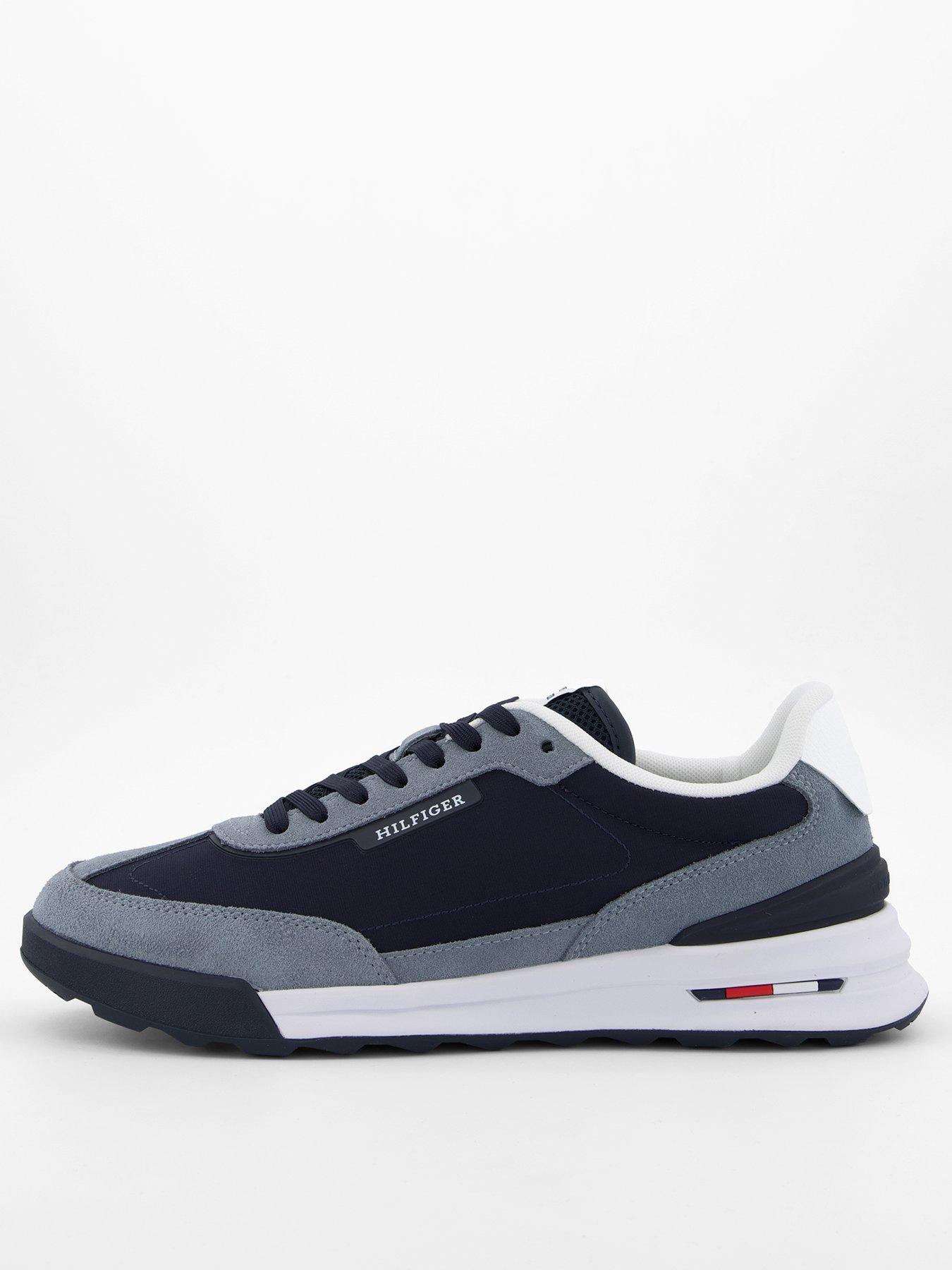 undefined Retro Overlay Seasonal Runner - Navy