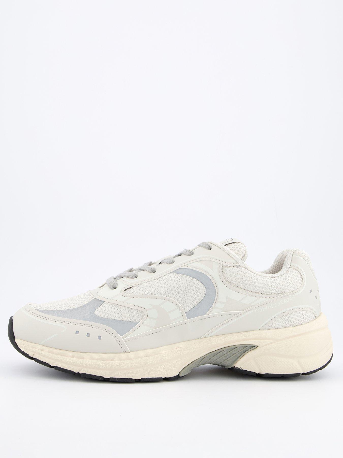 undefined Archive'25 Trainers - Light Grey
