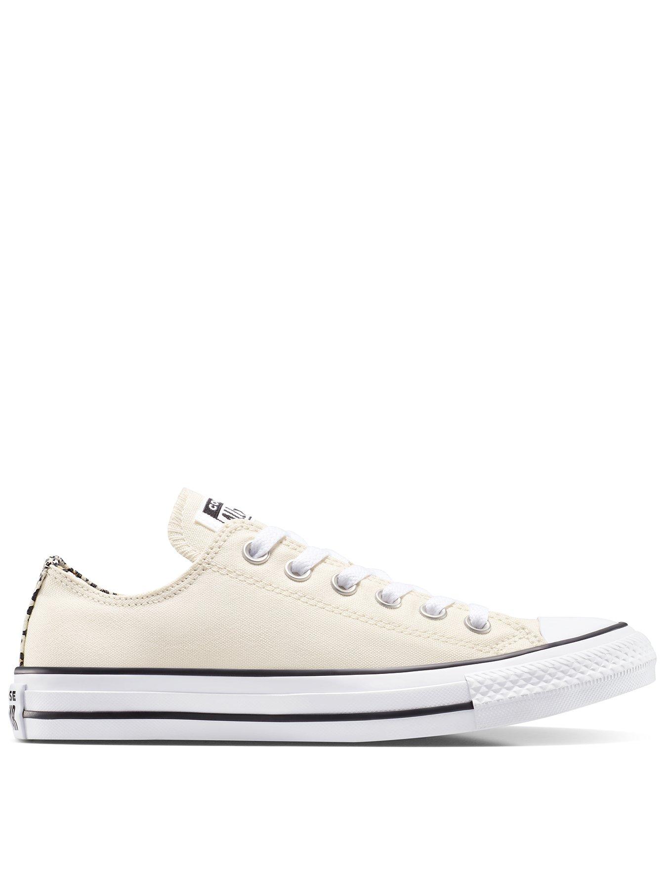 undefined Women's Chuck Taylor All Star Canvas Trainers - Light Grey