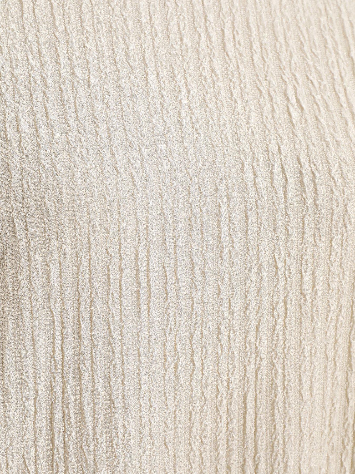 Image 6 of 6 of Quiz Stone Textured T-shirt