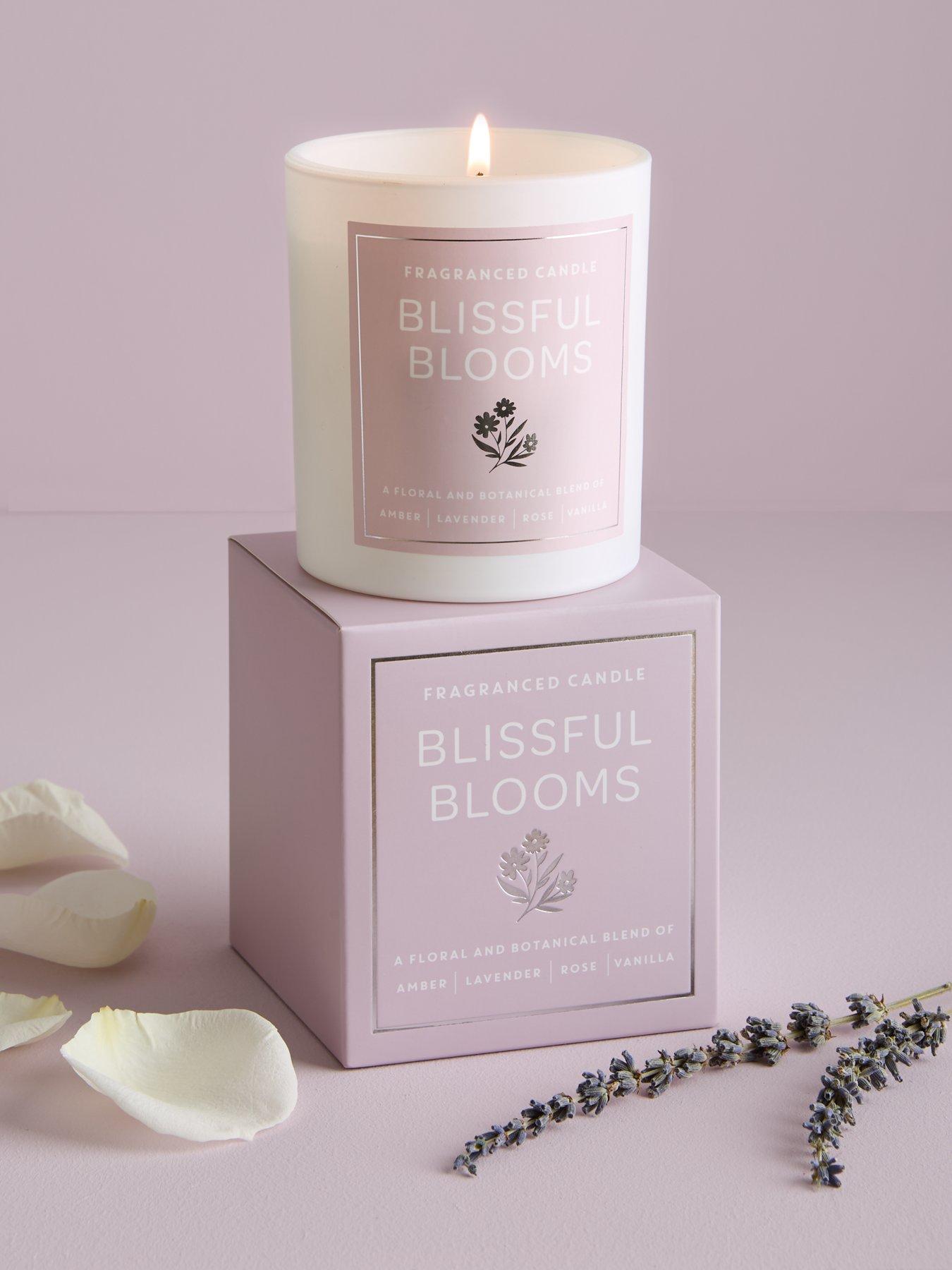 Very Home Blissful Blooms