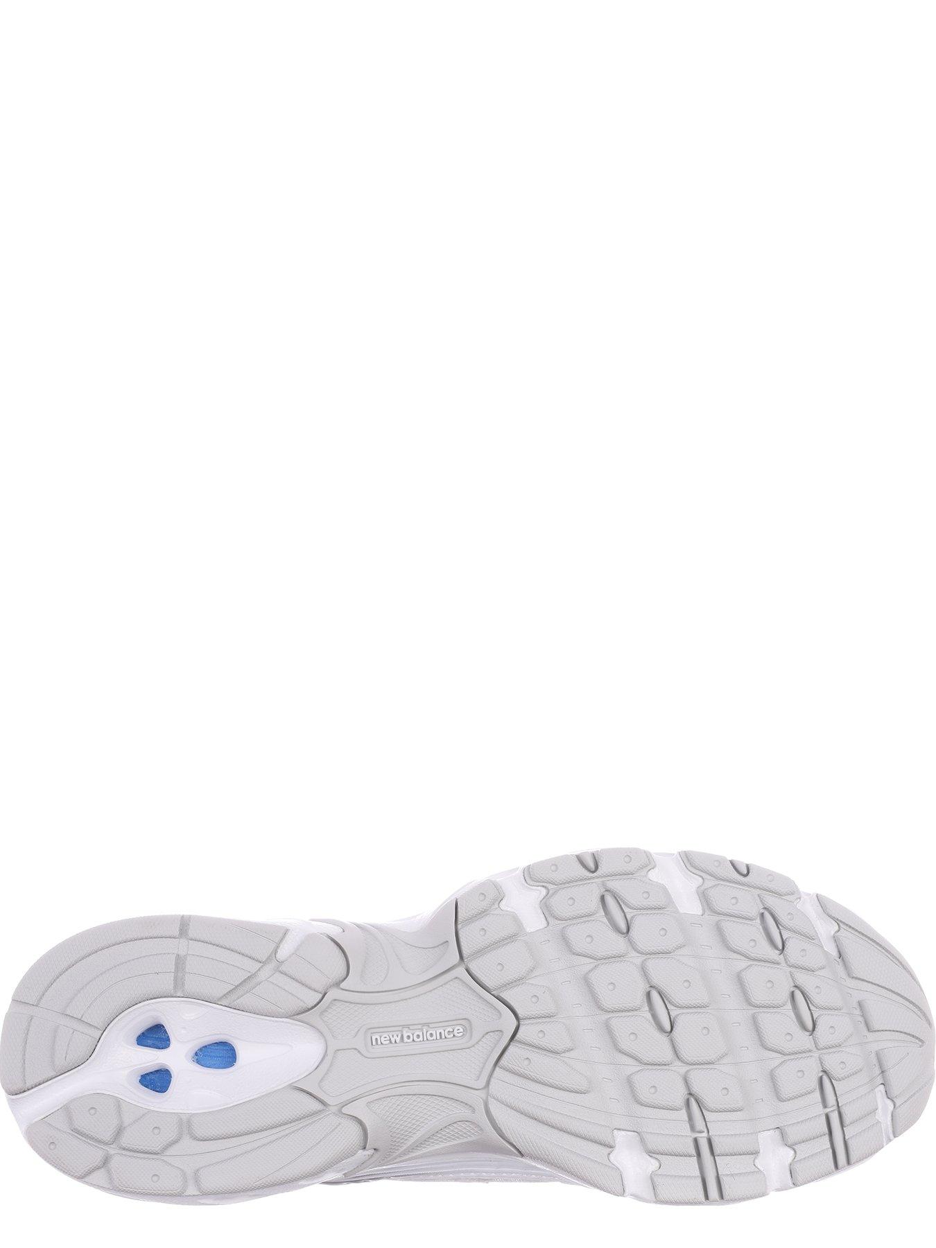 Image 4 of 6 of New Balance Women's 530 Trainers - White