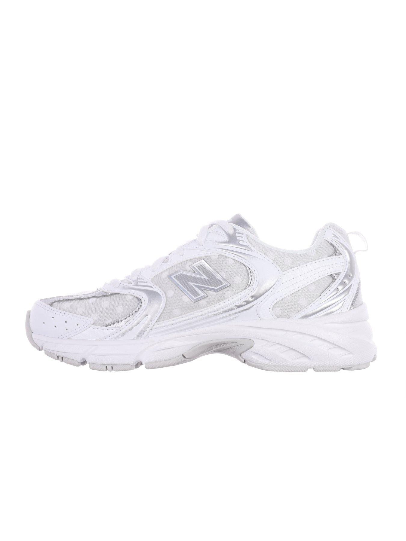 Image 5 of 6 of New Balance Women's 530 Trainers - White