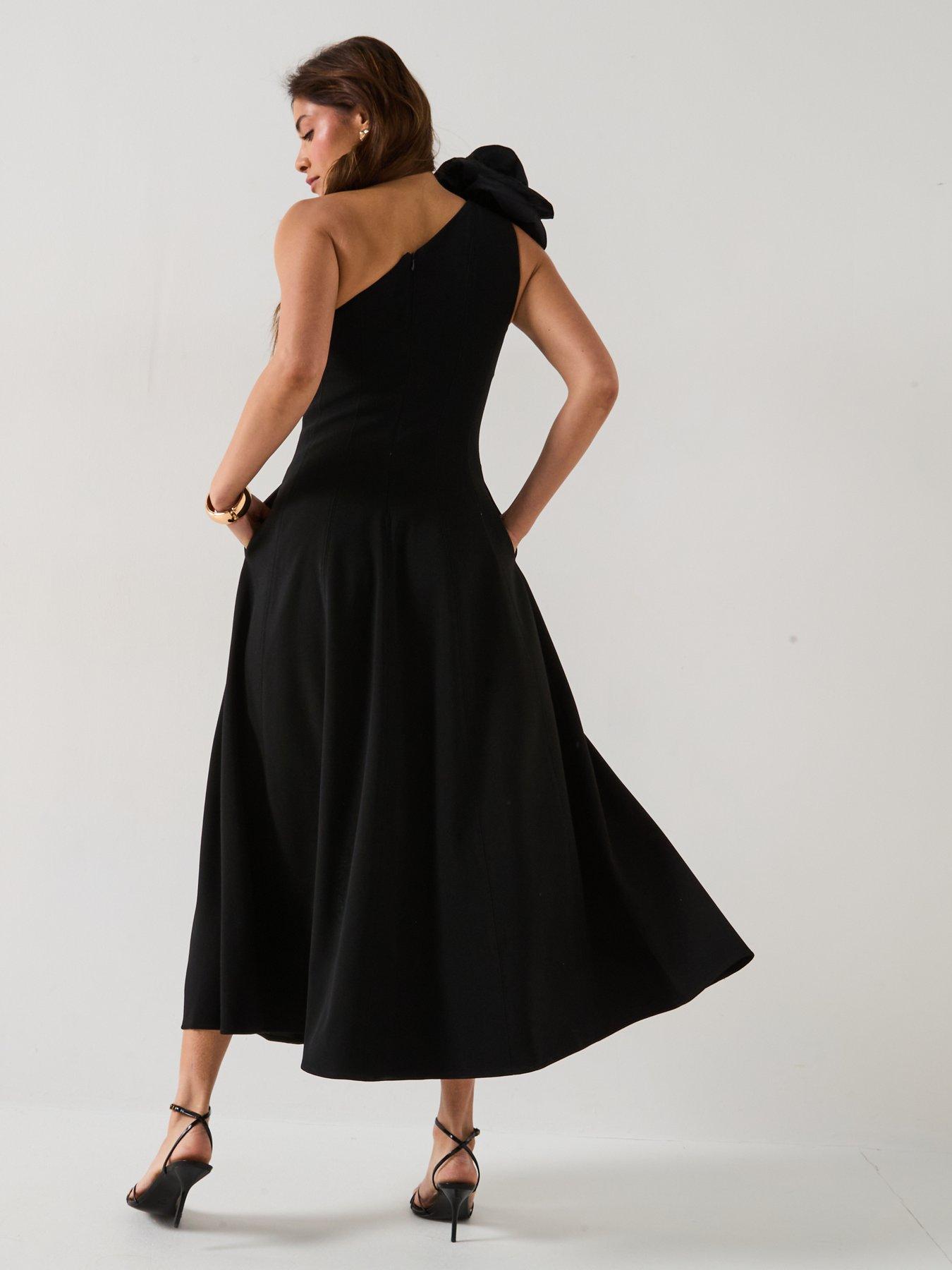 black corsage dress Black Corsage Slit Dress – Maison-B-More Global Store main image 0