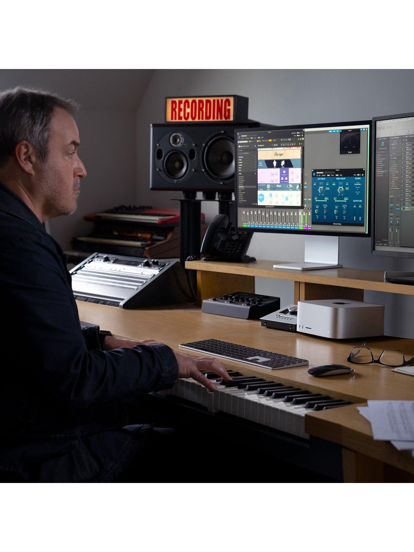 Image 6 of 7 of Apple Mac Studio (M4 Max,&nbsp;2025) with 14-core CPU, 32-core GPU, 36GB Unified Memory, 512GBB SSD - Silver