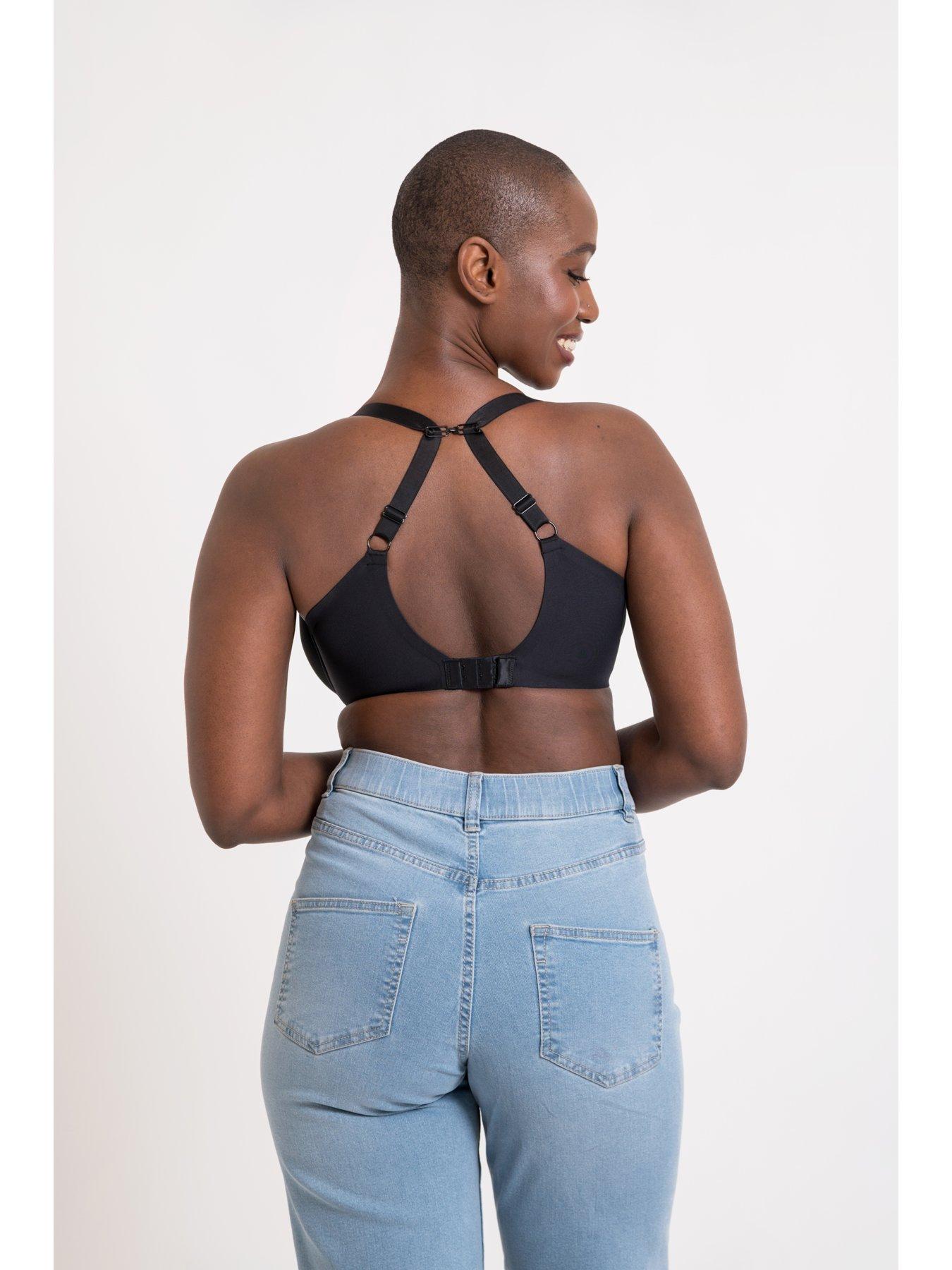 Image 4 of 6 of Curvy Kate Smoothie Spacer Moulded T-shirt Plunge Bra - Black