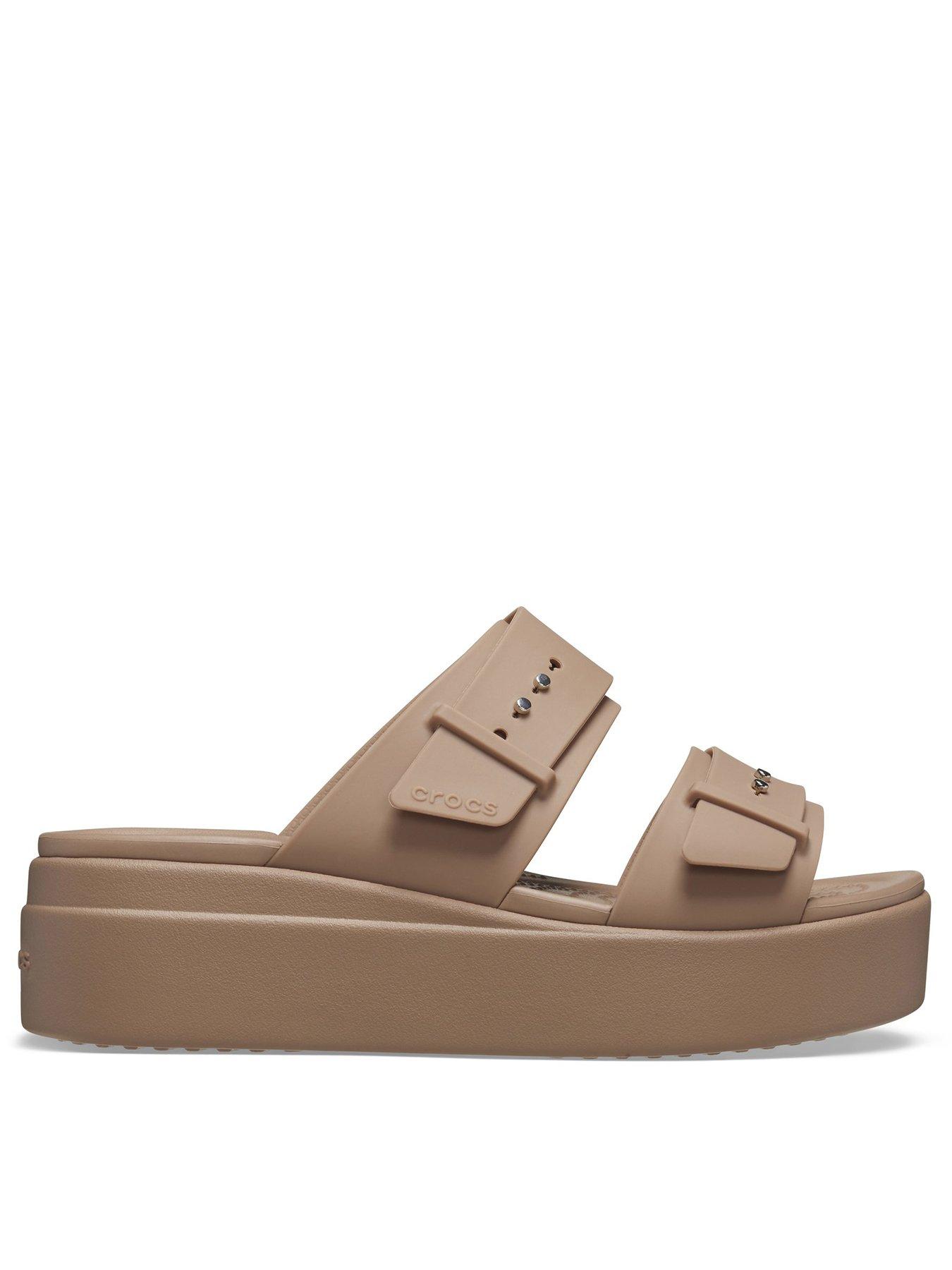 Image of Crocs Brooklyn Buckle Flatform Sandal - Brown