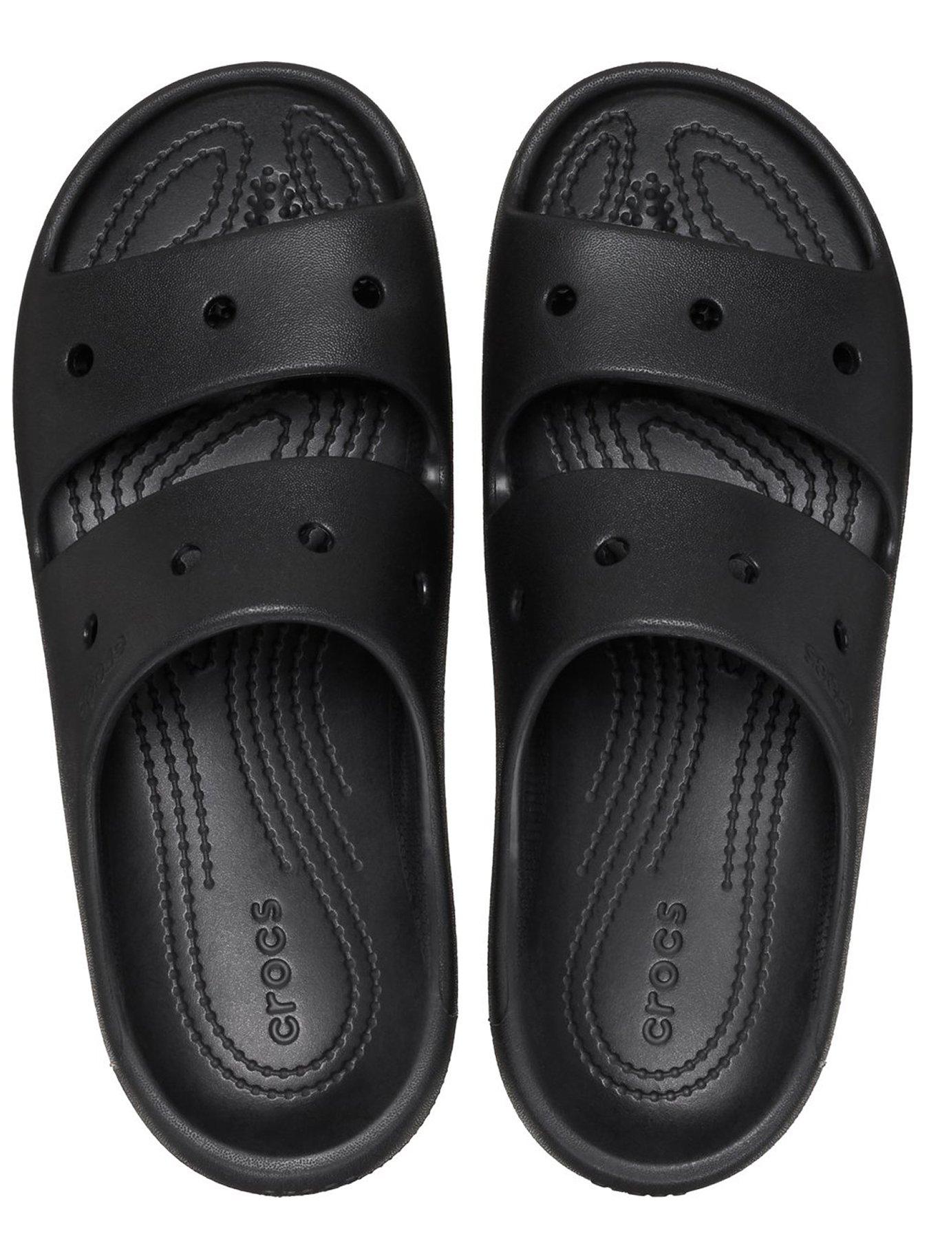 Image 4 of 6 of Crocs Classic Sandal V2 - Black